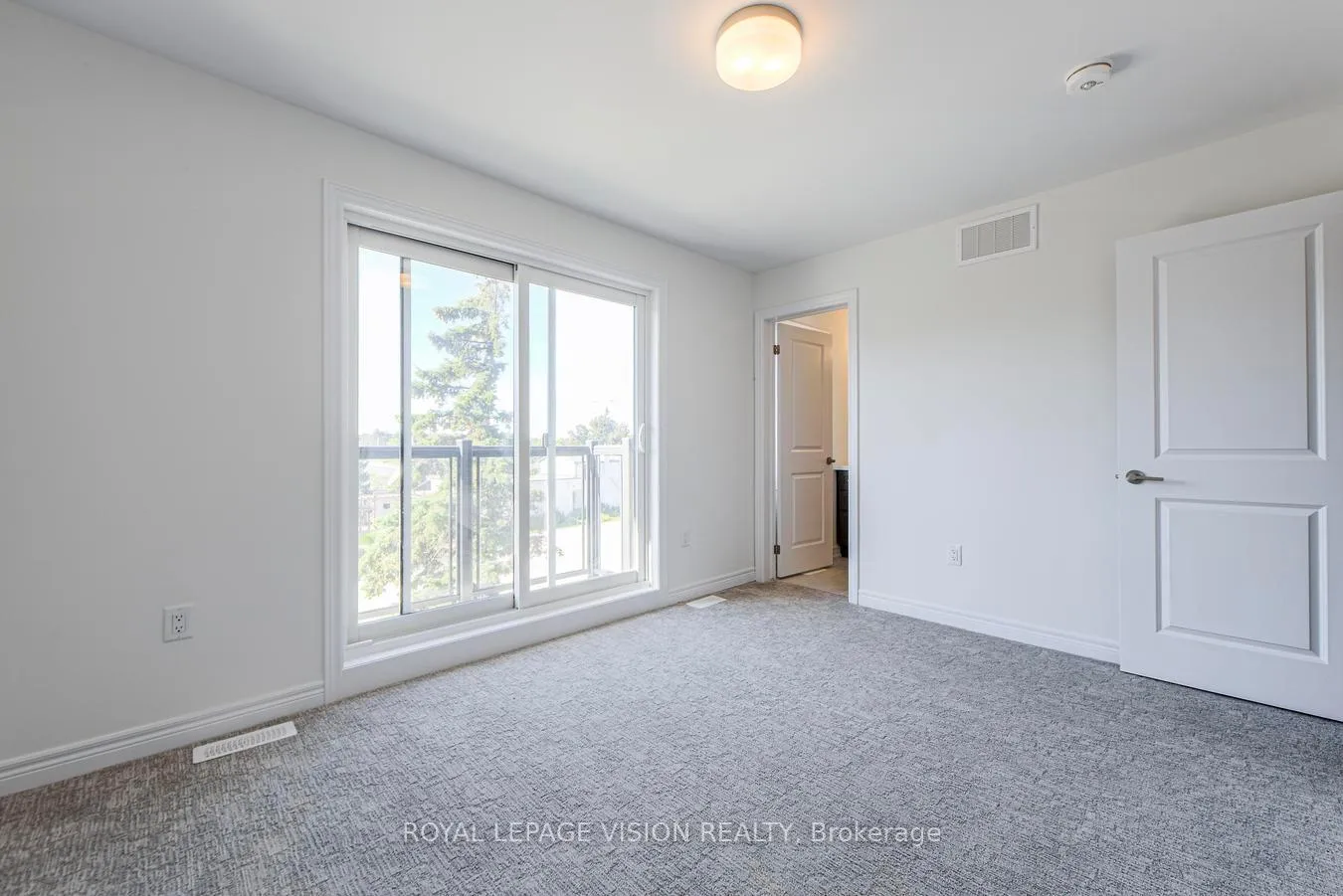 Photo 32 of 14 Folcroft Street, Brampton, Credit Valley — HOMEH