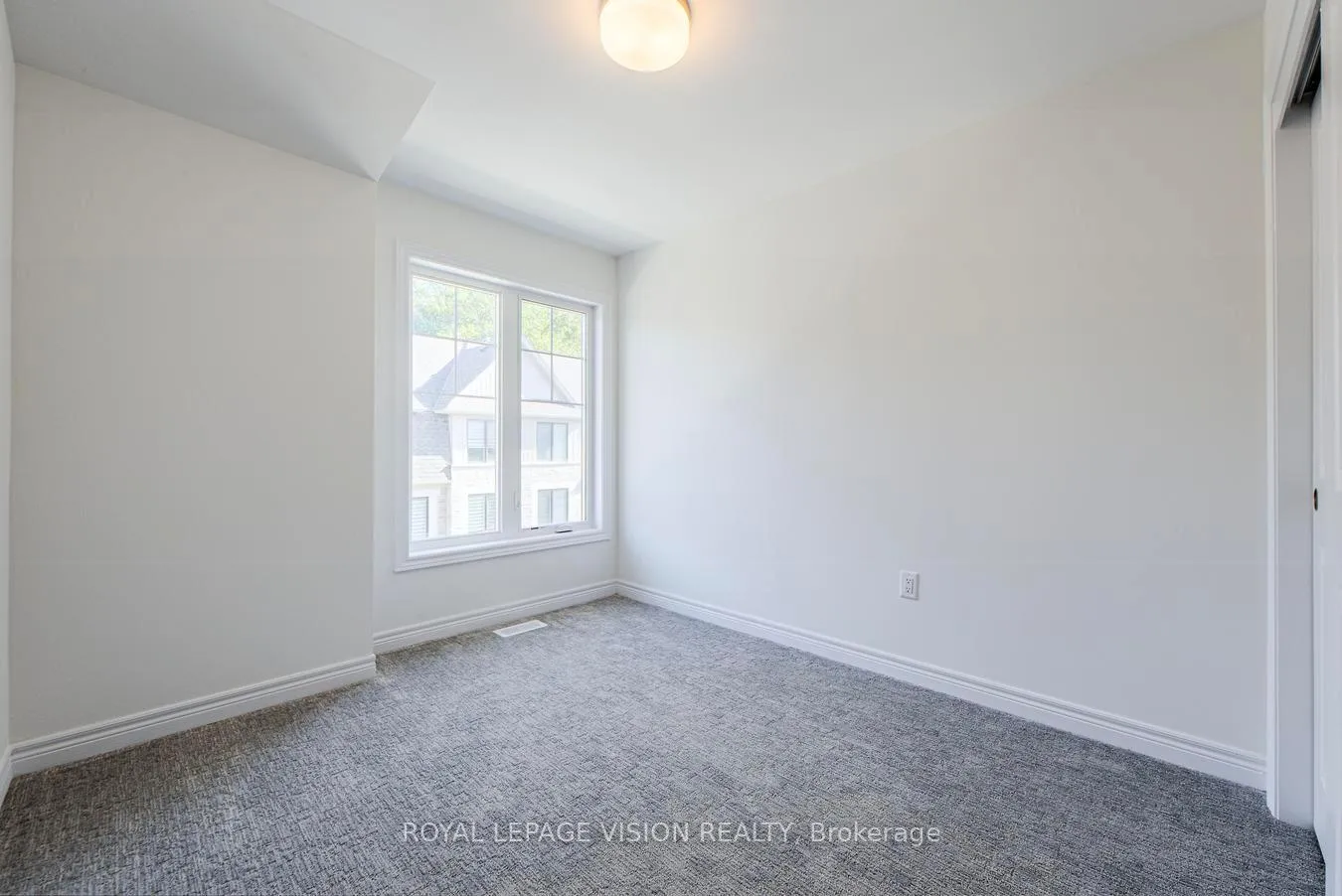 Photo 40 of 14 Folcroft Street, Brampton, Credit Valley — HOMEH
