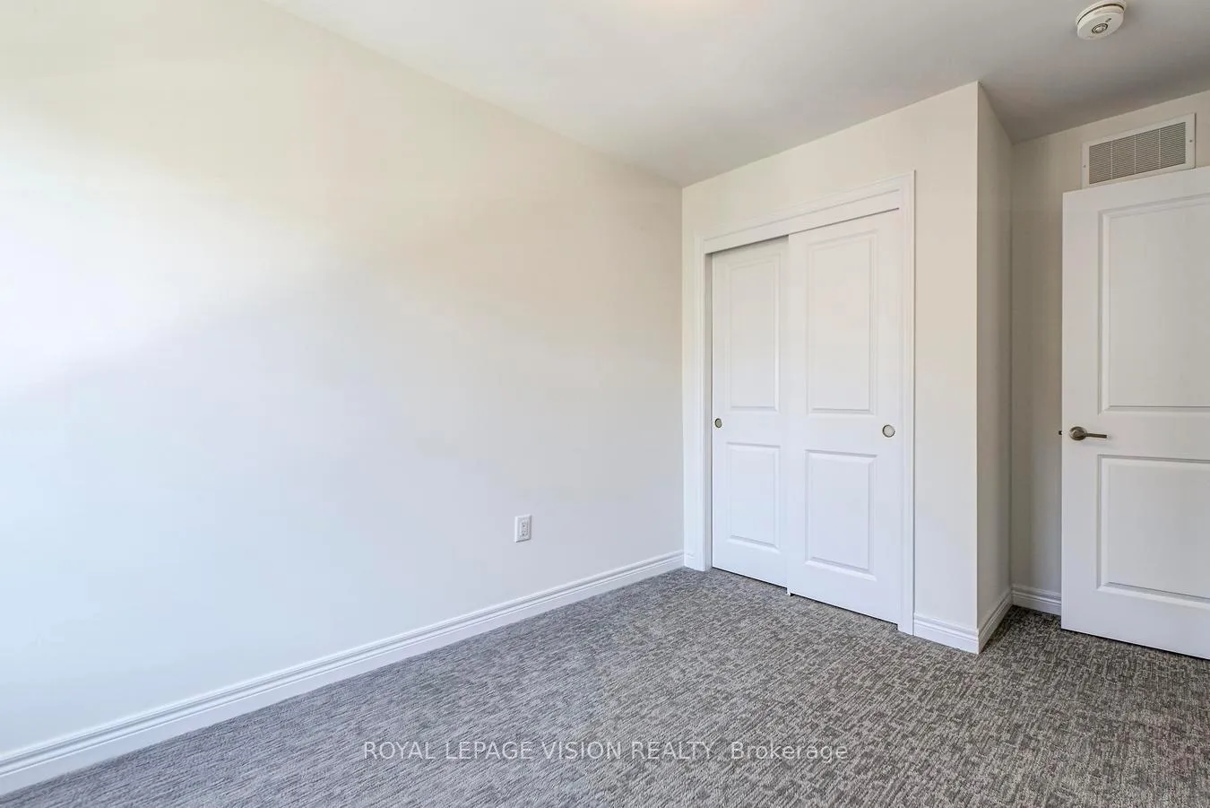 Photo 41 of 14 Folcroft Street, Brampton, Credit Valley — HOMEH
