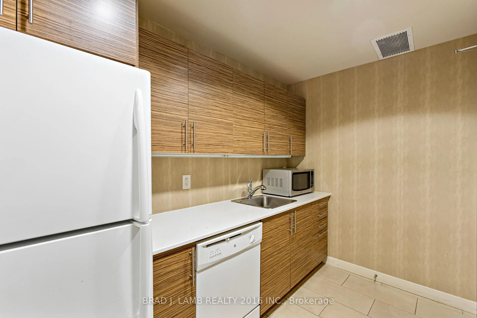 Photo 21 of Unit 713, 320 Richmond Street E, Toronto, Moss Park — HOMEH