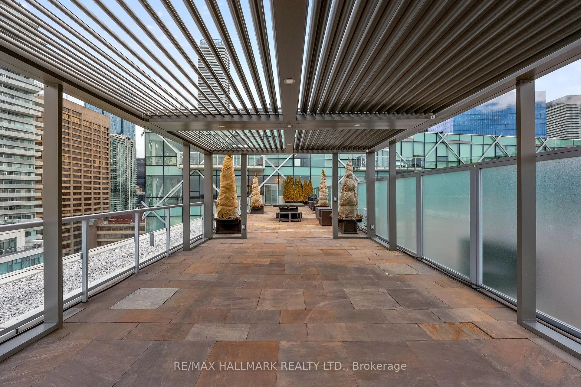 Photo 14 of Unit 1301, 39 Queens Quay E, Toronto, Waterfront Communities — HOMEH