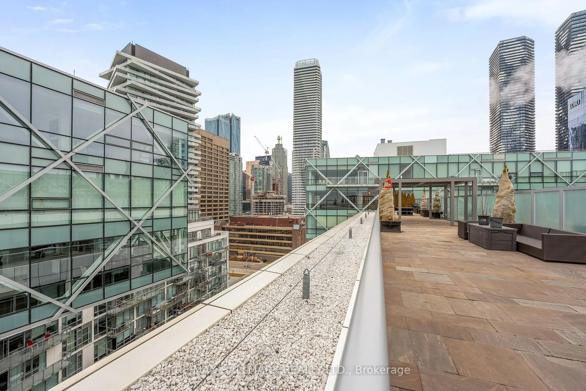 Photo 15 of Unit 1301, 39 Queens Quay E, Toronto, Waterfront Communities — HOMEH