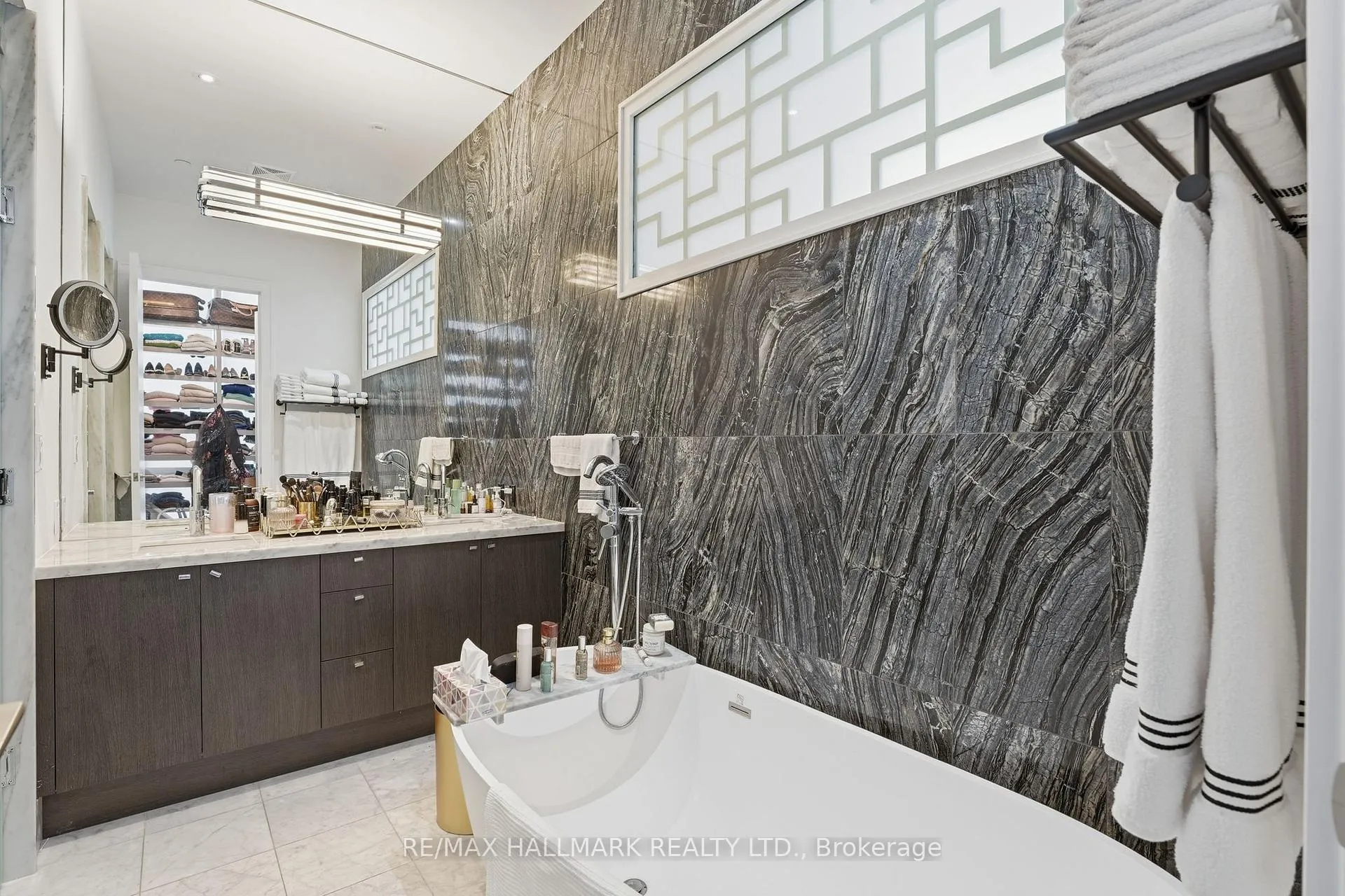 Photo 23 of Unit 1301, 39 Queens Quay E, Toronto, Waterfront Communities — HOMEH