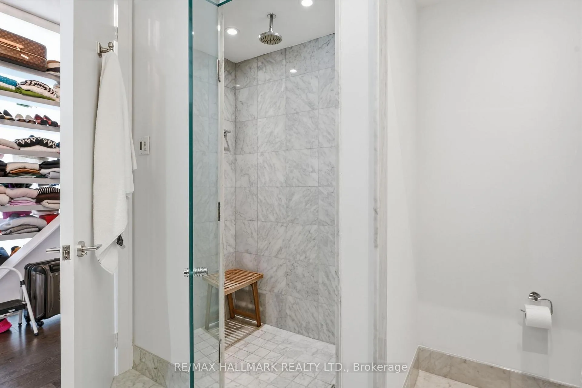 Photo 24 of Unit 1301, 39 Queens Quay E, Toronto, Waterfront Communities — HOMEH