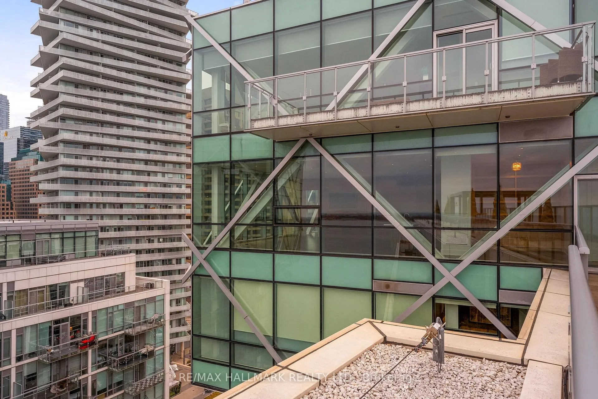 Photo 32 of Unit 1301, 39 Queens Quay E, Toronto, Waterfront Communities — HOMEH