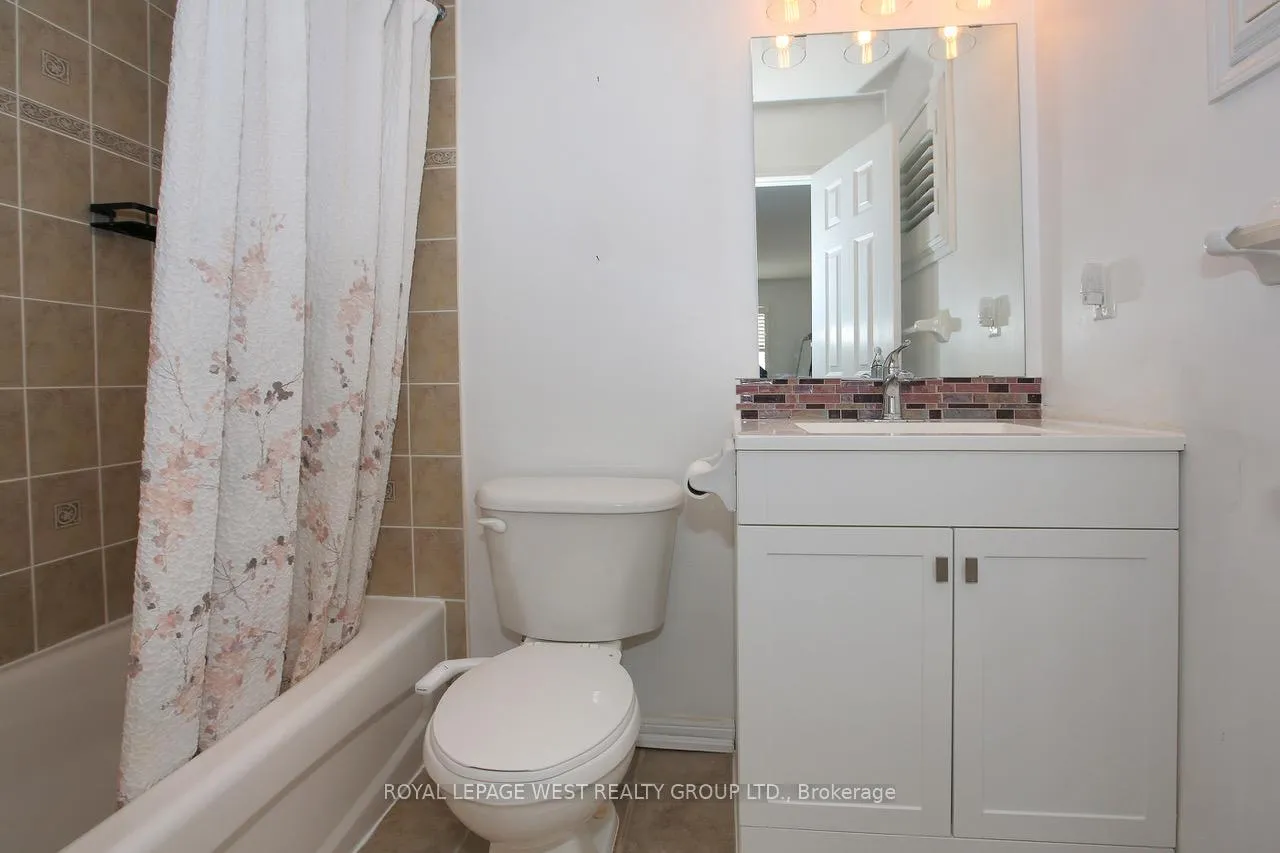 Photo 22 of 104 Kirkland Place, Whitby, Williamsburg — HOMEH