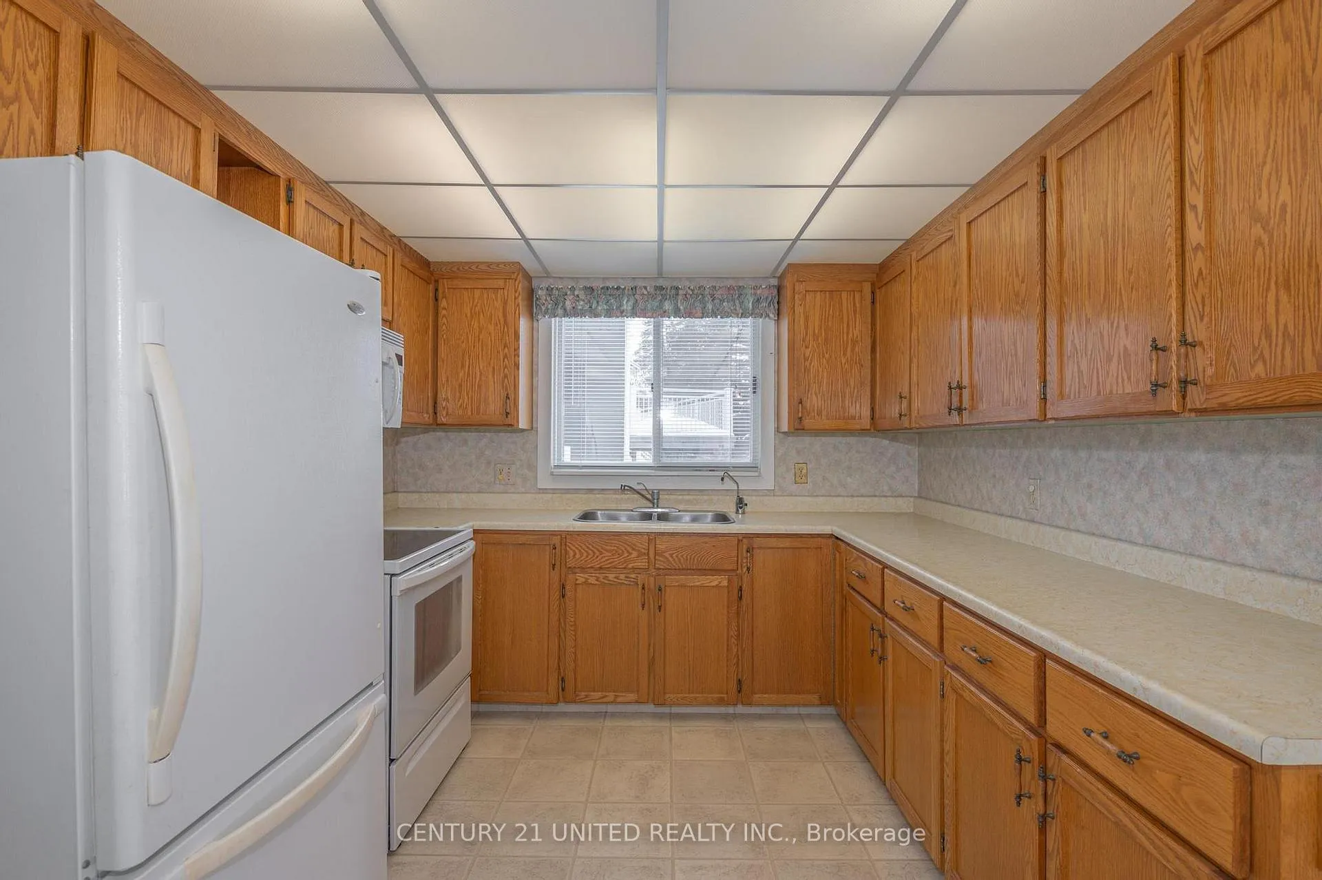 Photo 6 of 2412 Upper Chemong Drive, Selwyn — HOMEH