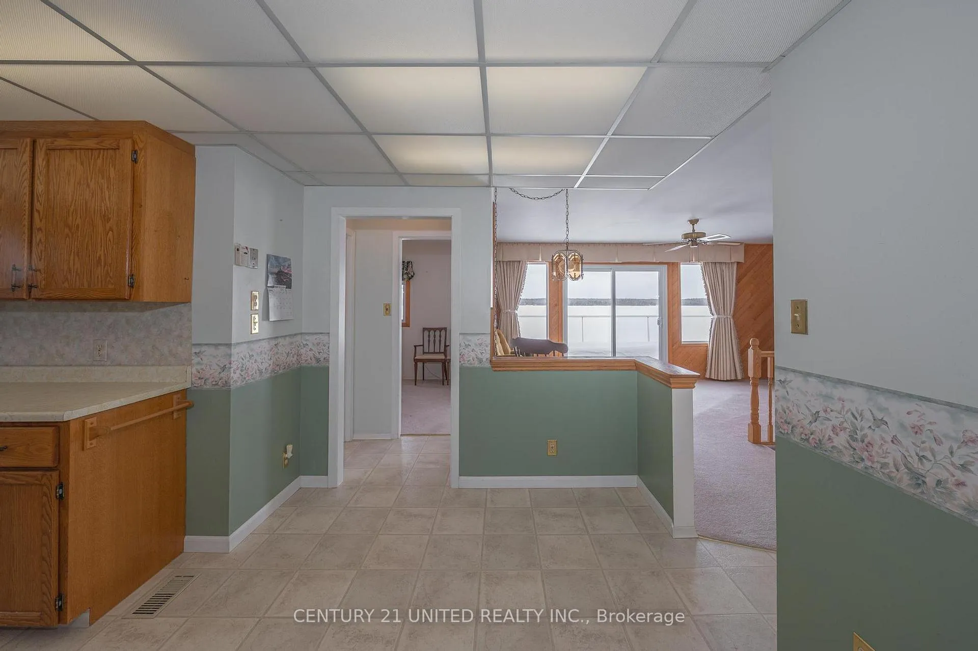 Photo 7 of 2412 Upper Chemong Drive, Selwyn — HOMEH