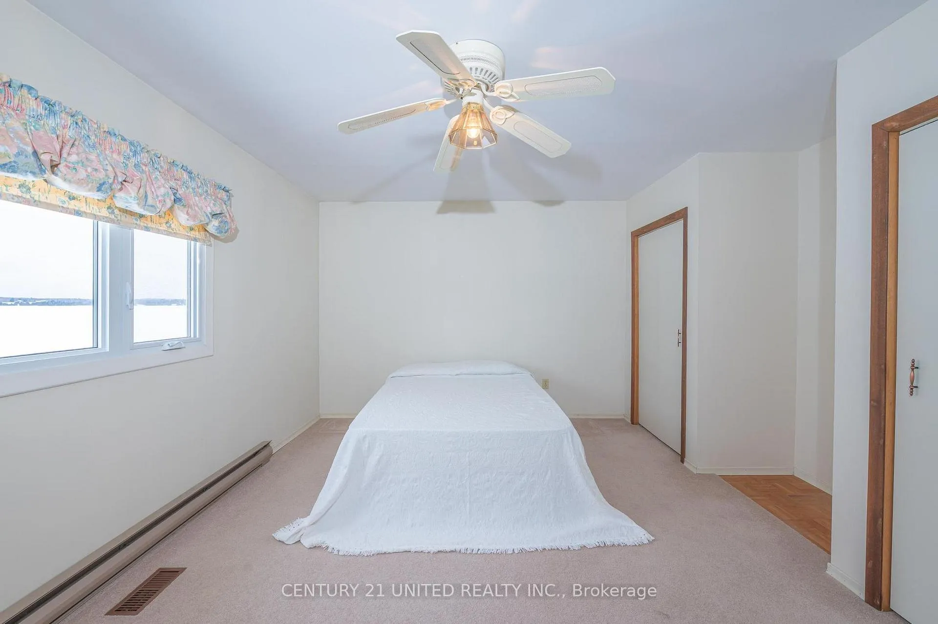 Photo 13 of 2412 Upper Chemong Drive, Selwyn — HOMEH