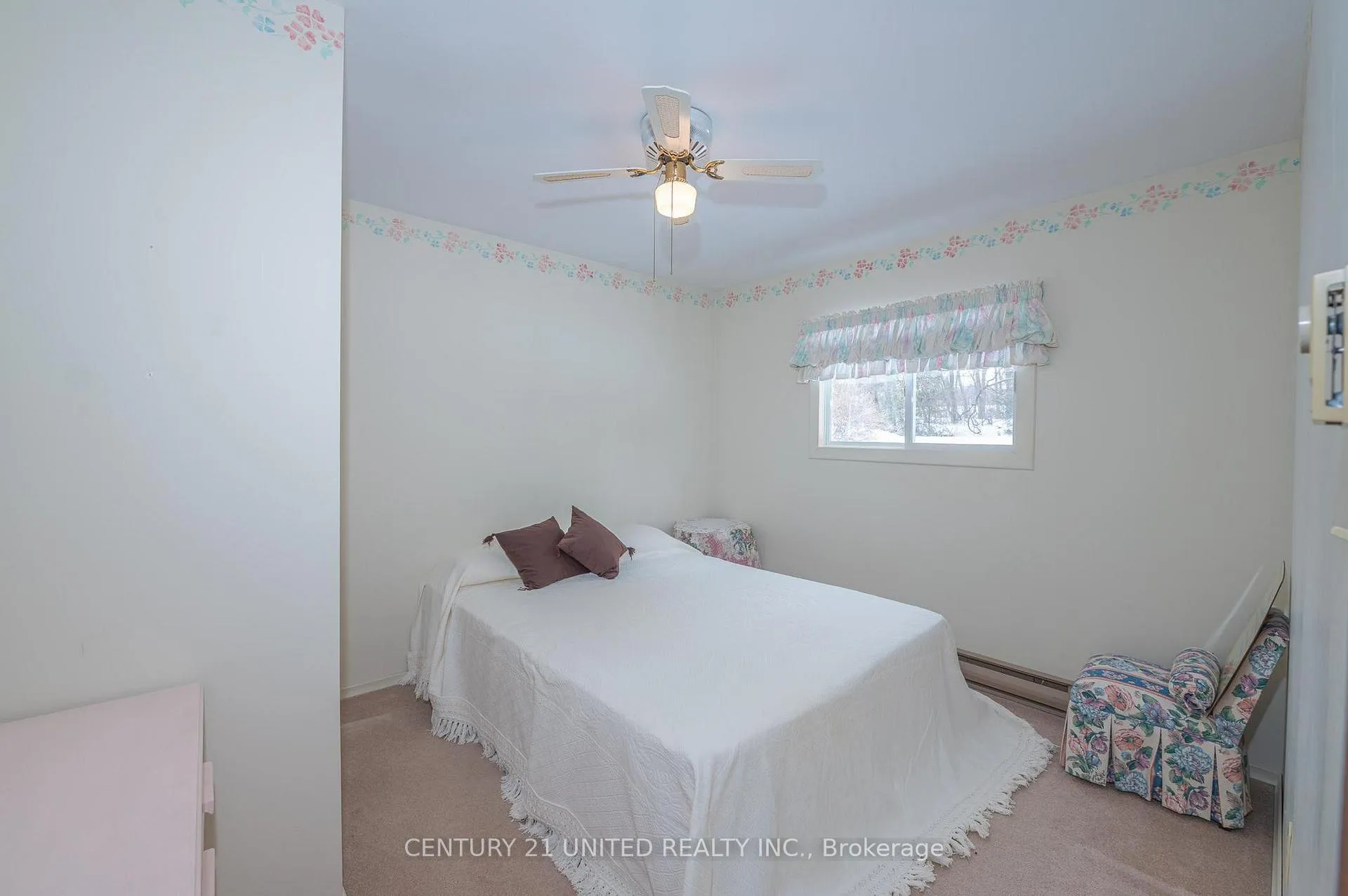 Photo 15 of 2412 Upper Chemong Drive, Selwyn — HOMEH