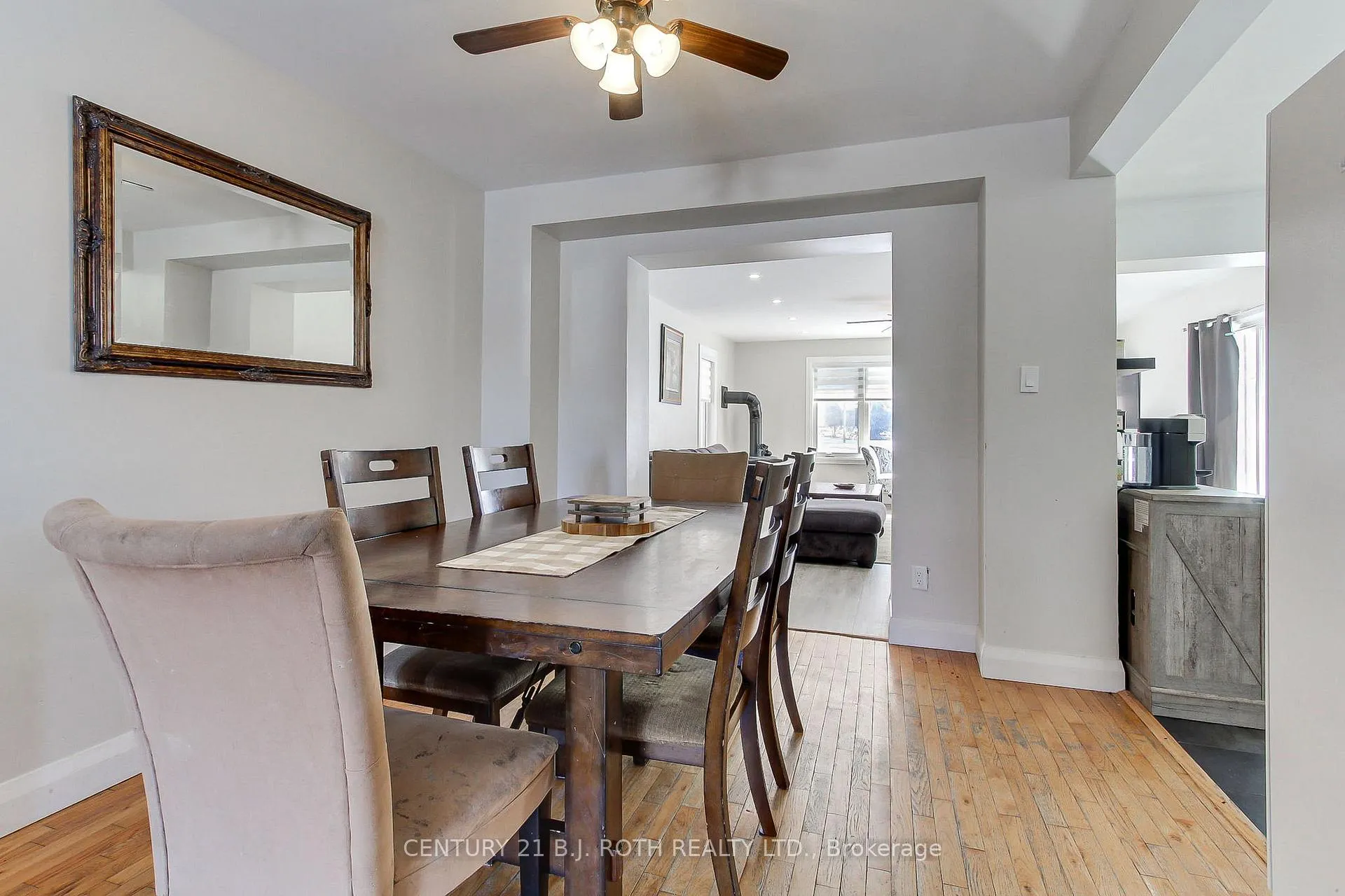 Photo 9 of 7 Fontaine Drive, Georgina, Keswick North — HOMEH