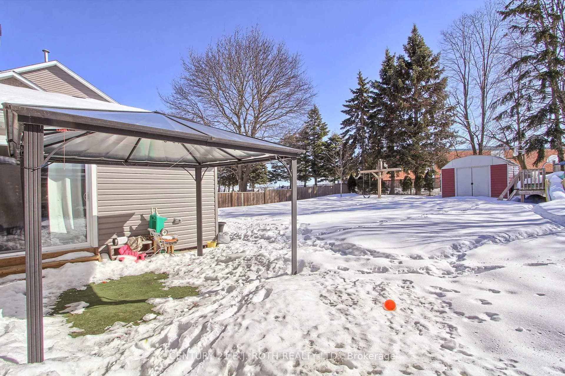 Photo 27 of 7 Fontaine Drive, Georgina, Keswick North — HOMEH