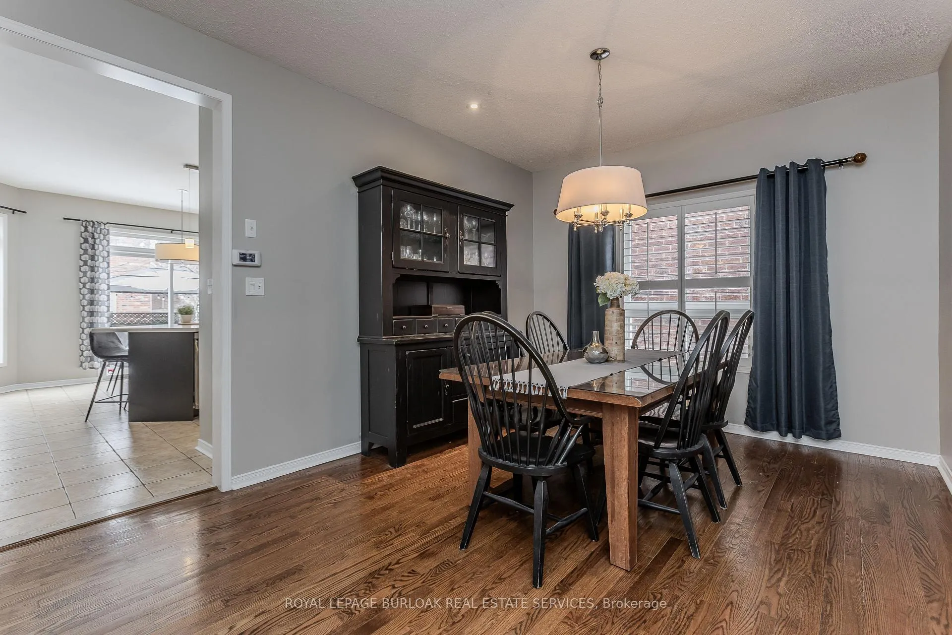 Photo 13 of 2170 Jardine Crescent, Burlington, Orchard — HOMEH