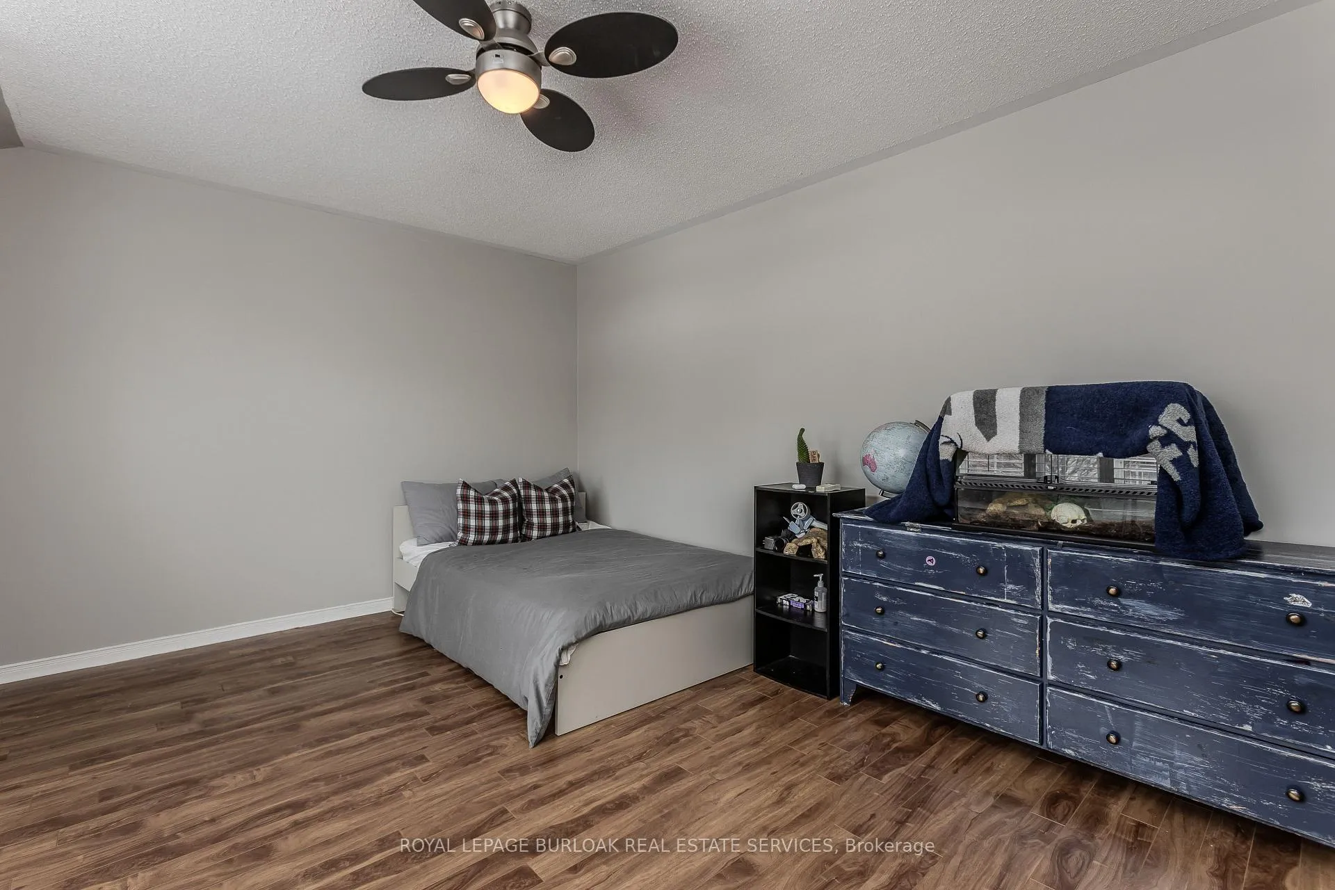 Photo 26 of 2170 Jardine Crescent, Burlington, Orchard — HOMEH