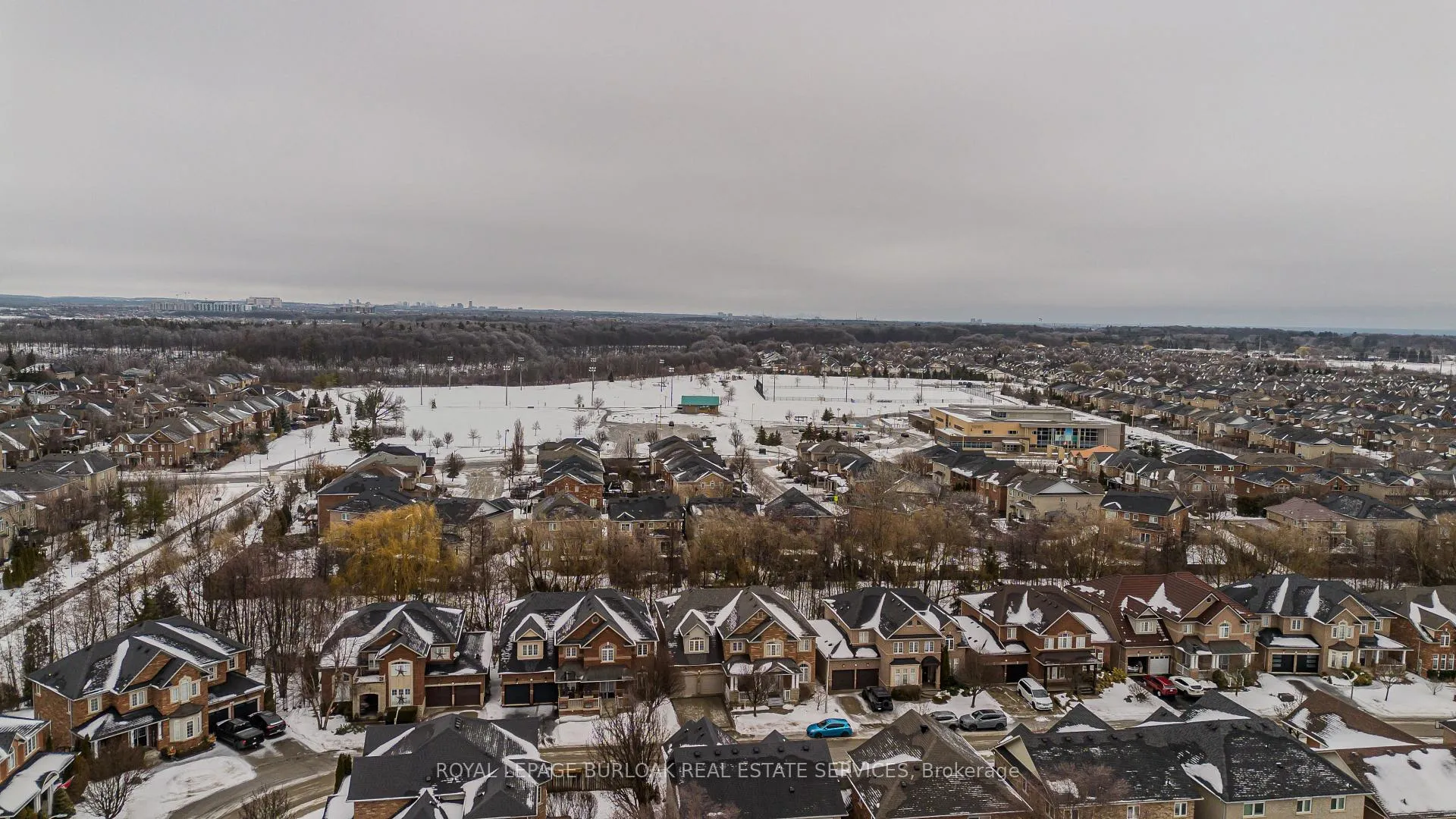 Photo 37 of 2170 Jardine Crescent, Burlington, Orchard — HOMEH