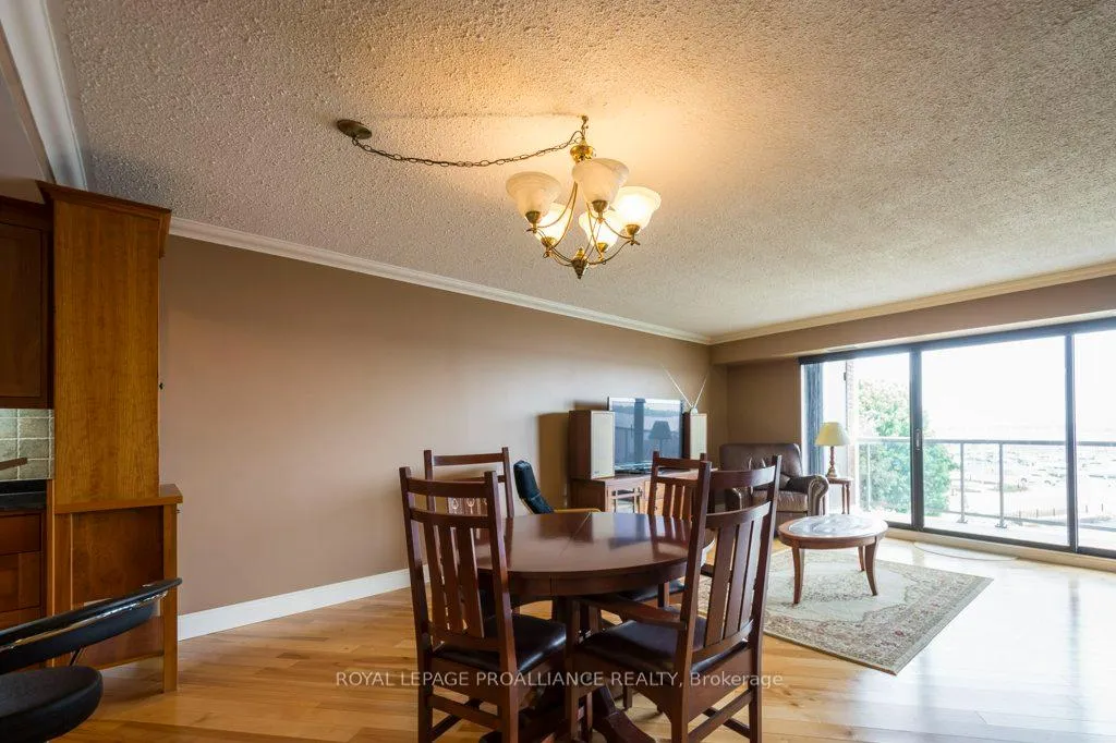 Photo 7 of Unit 402, 2 South Front Street, Belleville, Belleville Ward — HOMEH