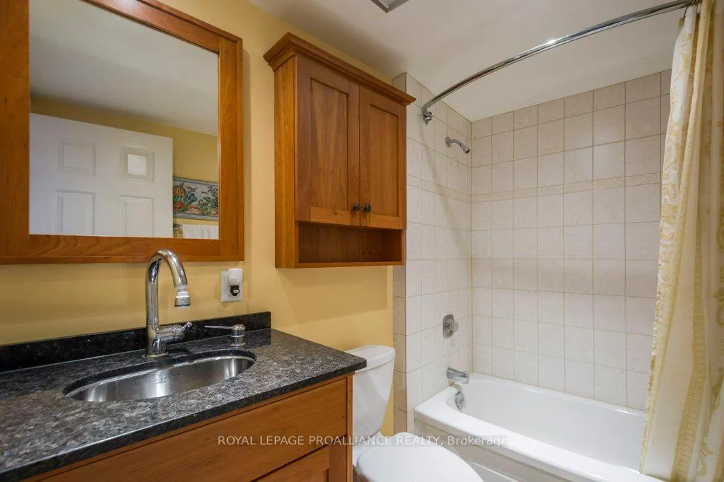 Photo 21 of Unit 402, 2 South Front Street, Belleville, Belleville Ward — HOMEH