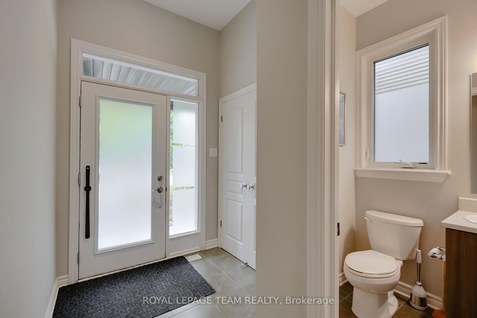 Photo 10 of 868 Fletcher Circle, Ottawa, Kanata - Kanata Lakes/Heritage Hills — HOMEH
