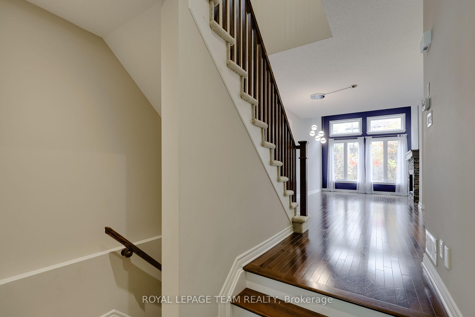 Photo 12 of 868 Fletcher Circle, Ottawa, Kanata - Kanata Lakes/Heritage Hills — HOMEH