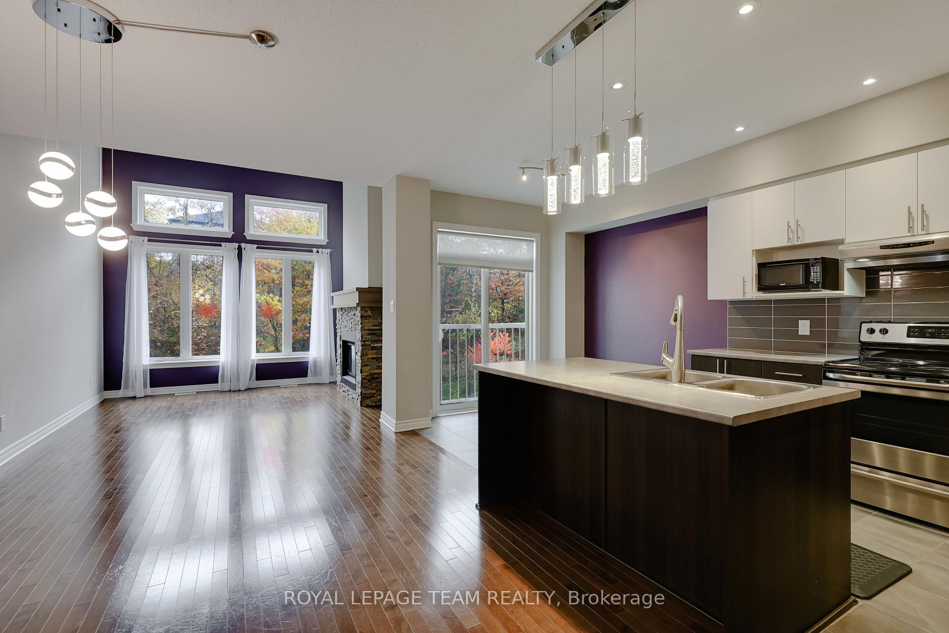 Photo 13 of 868 Fletcher Circle, Ottawa, Kanata - Kanata Lakes/Heritage Hills — HOMEH