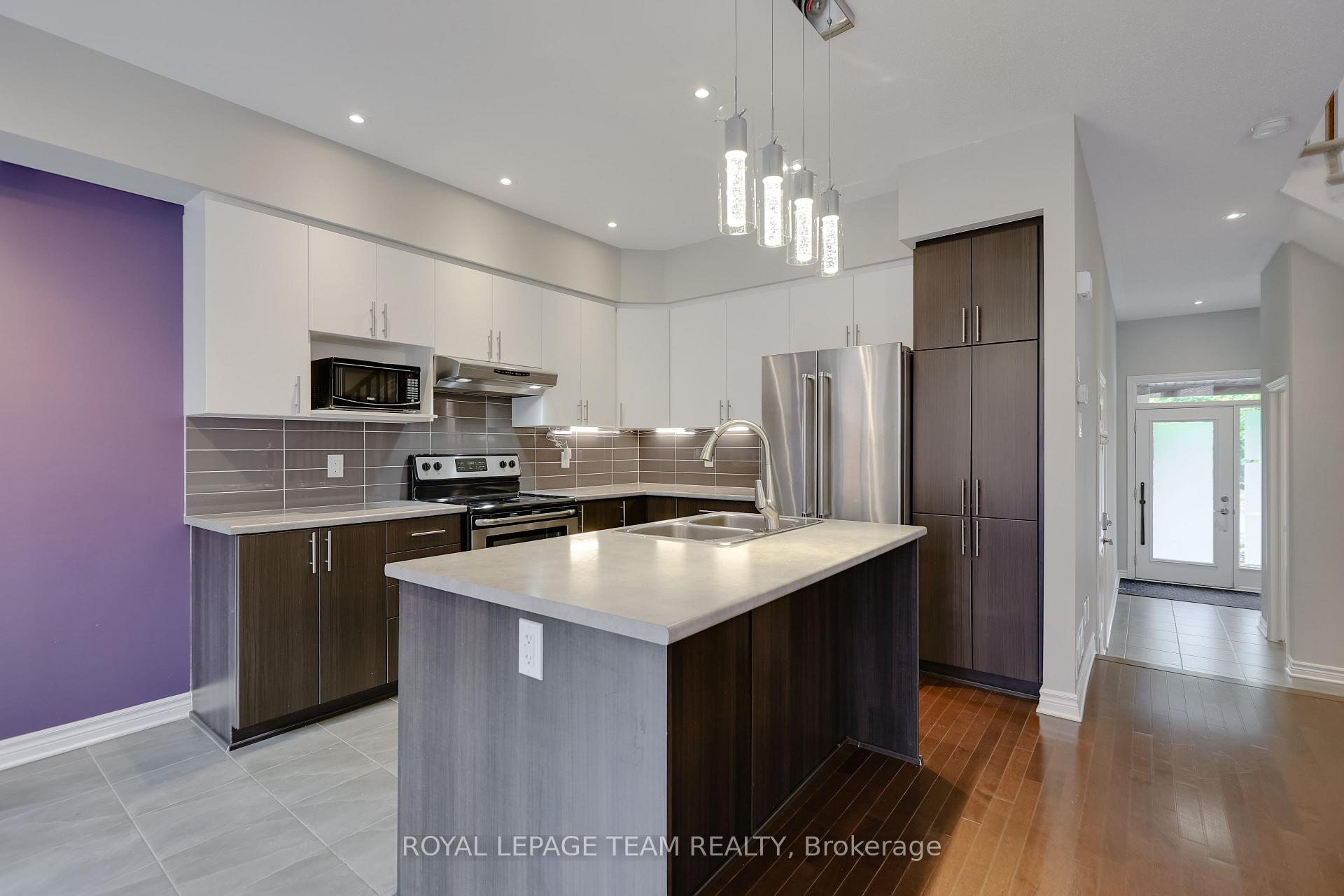 Photo 15 of 868 Fletcher Circle, Ottawa, Kanata - Kanata Lakes/Heritage Hills — HOMEH