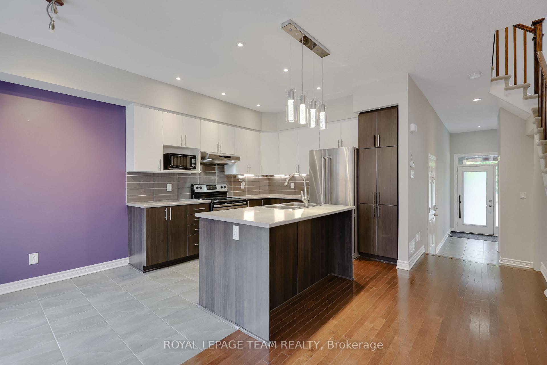 Photo 16 of 868 Fletcher Circle, Ottawa, Kanata - Kanata Lakes/Heritage Hills — HOMEH