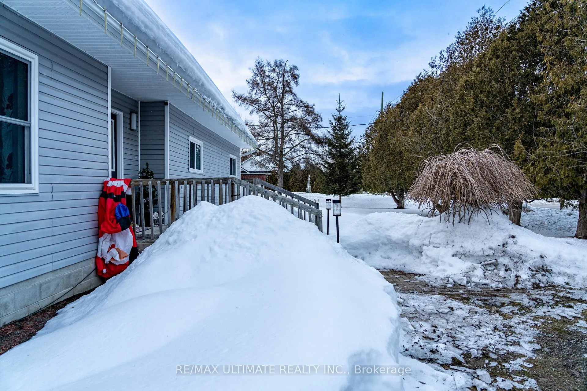 Photo 3 of 1672 St. Jonhs Road, Innisfil, Alcona — HOMEH