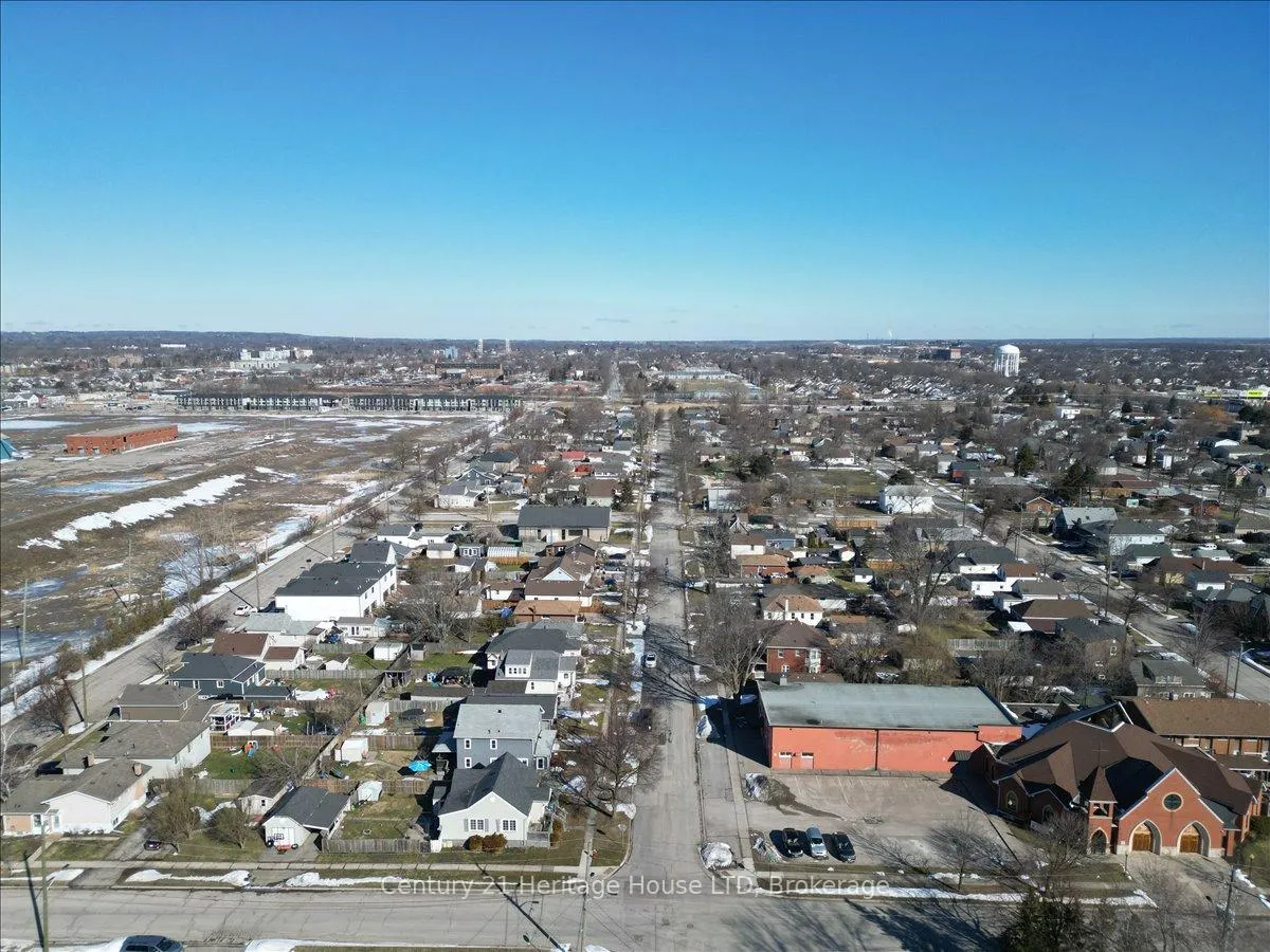 Photo 40 of 282 Beatrice Street, Welland, Lincoln/Crowland — HOMEH