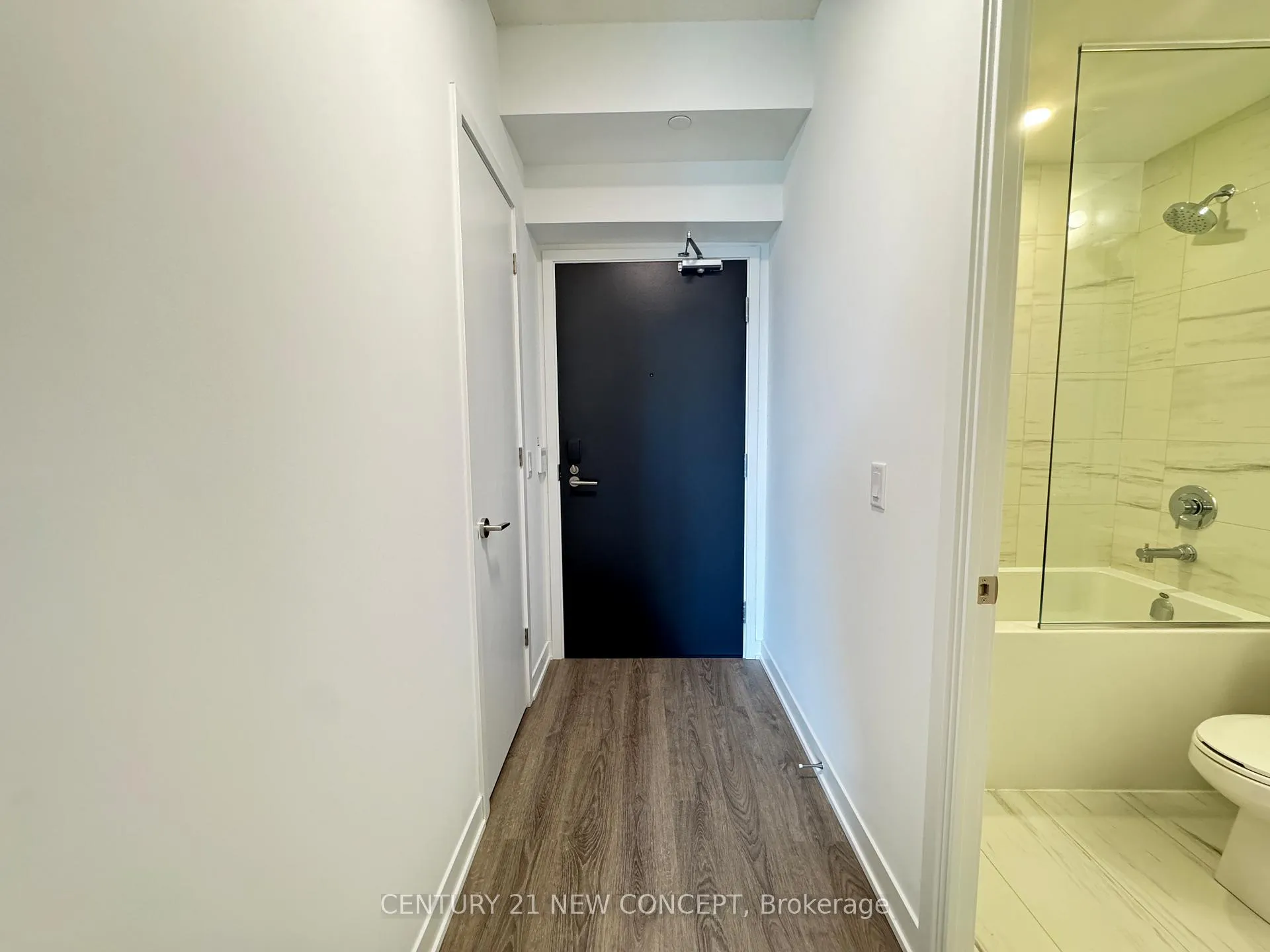 Photo 2 of Unit 1509, 180 Front Street E, Toronto, Moss Park — HOMEH