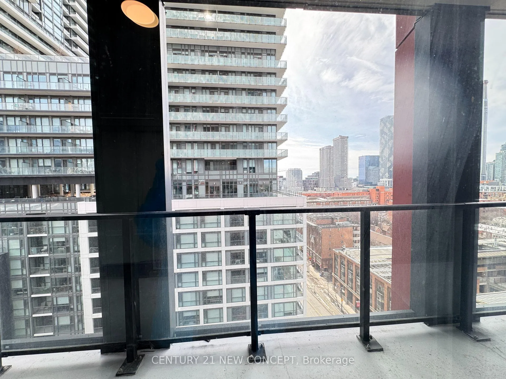 Photo 11 of Unit 1509, 180 Front Street E, Toronto, Moss Park — HOMEH