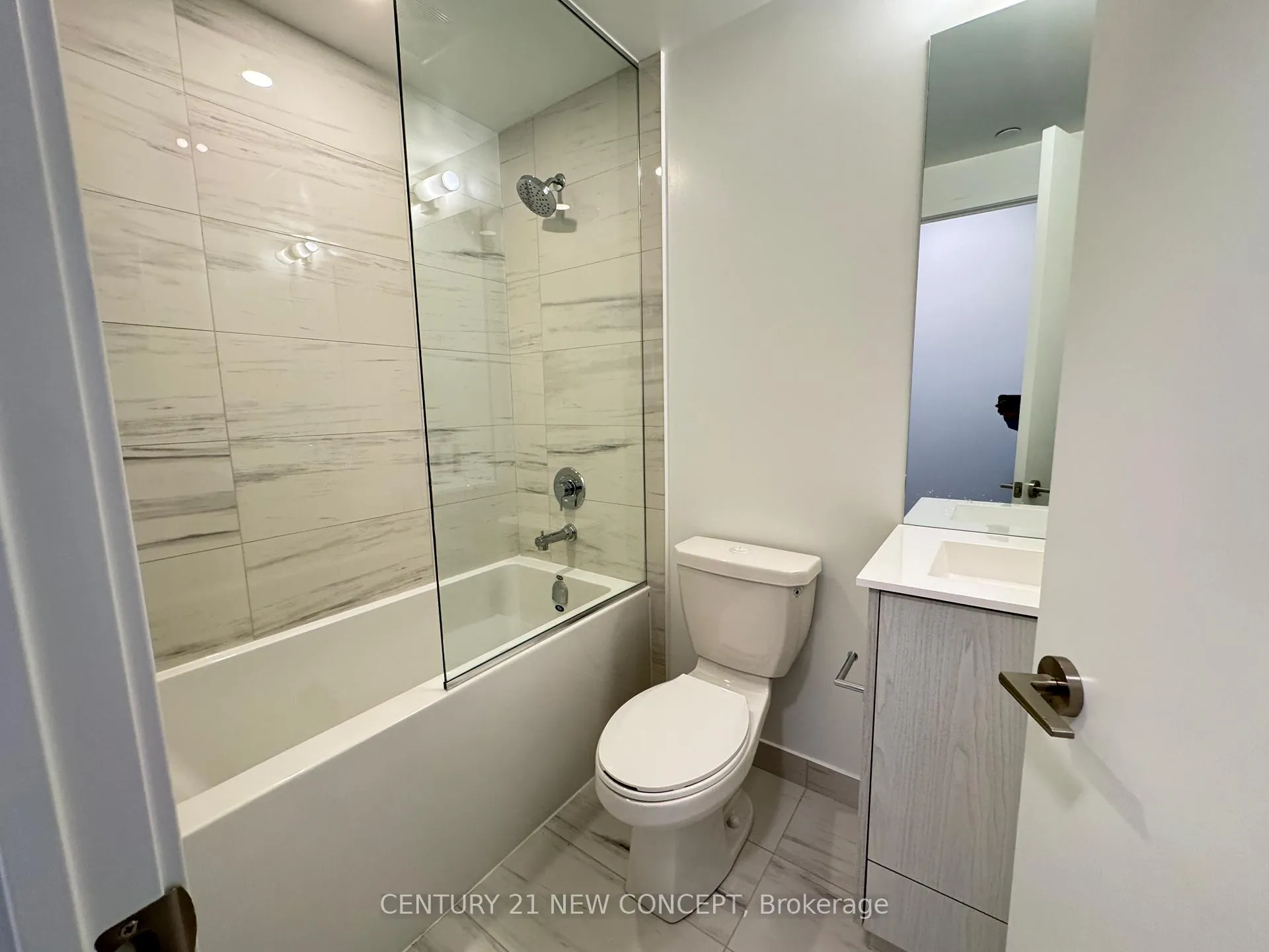 Photo 18 of Unit 1509, 180 Front Street E, Toronto, Moss Park — HOMEH