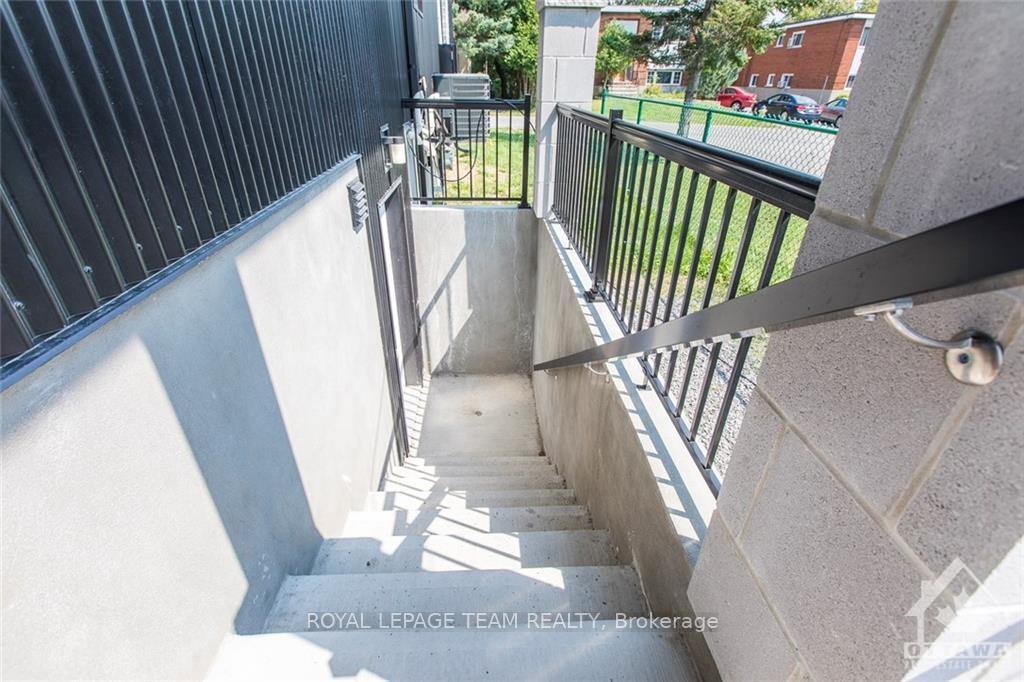 Photo 2 of Unit 1, 550 Brunel Street, Ottawa, CFB Rockcliffe and Area — HOMEH