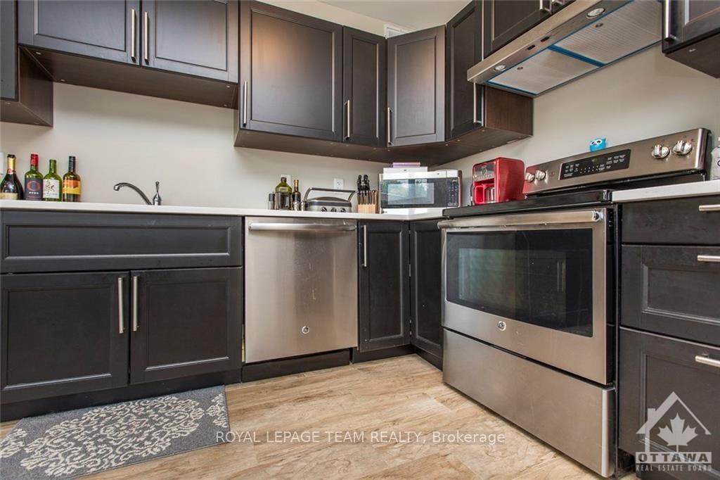 Photo 10 of Unit 1, 550 Brunel Street, Ottawa, CFB Rockcliffe and Area — HOMEH