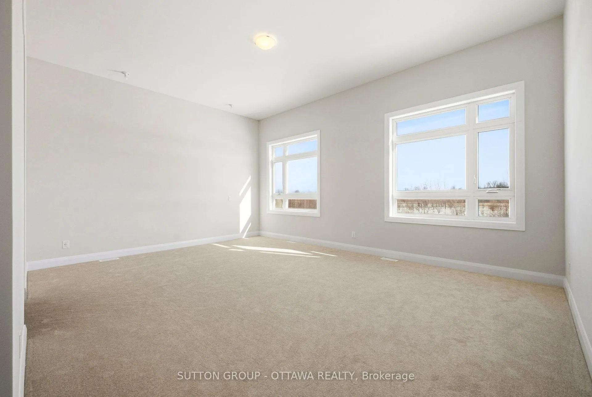 Photo 22 of 395 Longworth Avenue, Ottawa, Leitrim — HOMEH