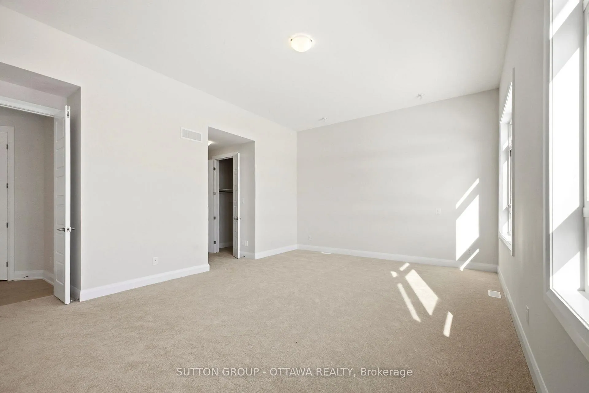 Photo 23 of 395 Longworth Avenue, Ottawa, Leitrim — HOMEH
