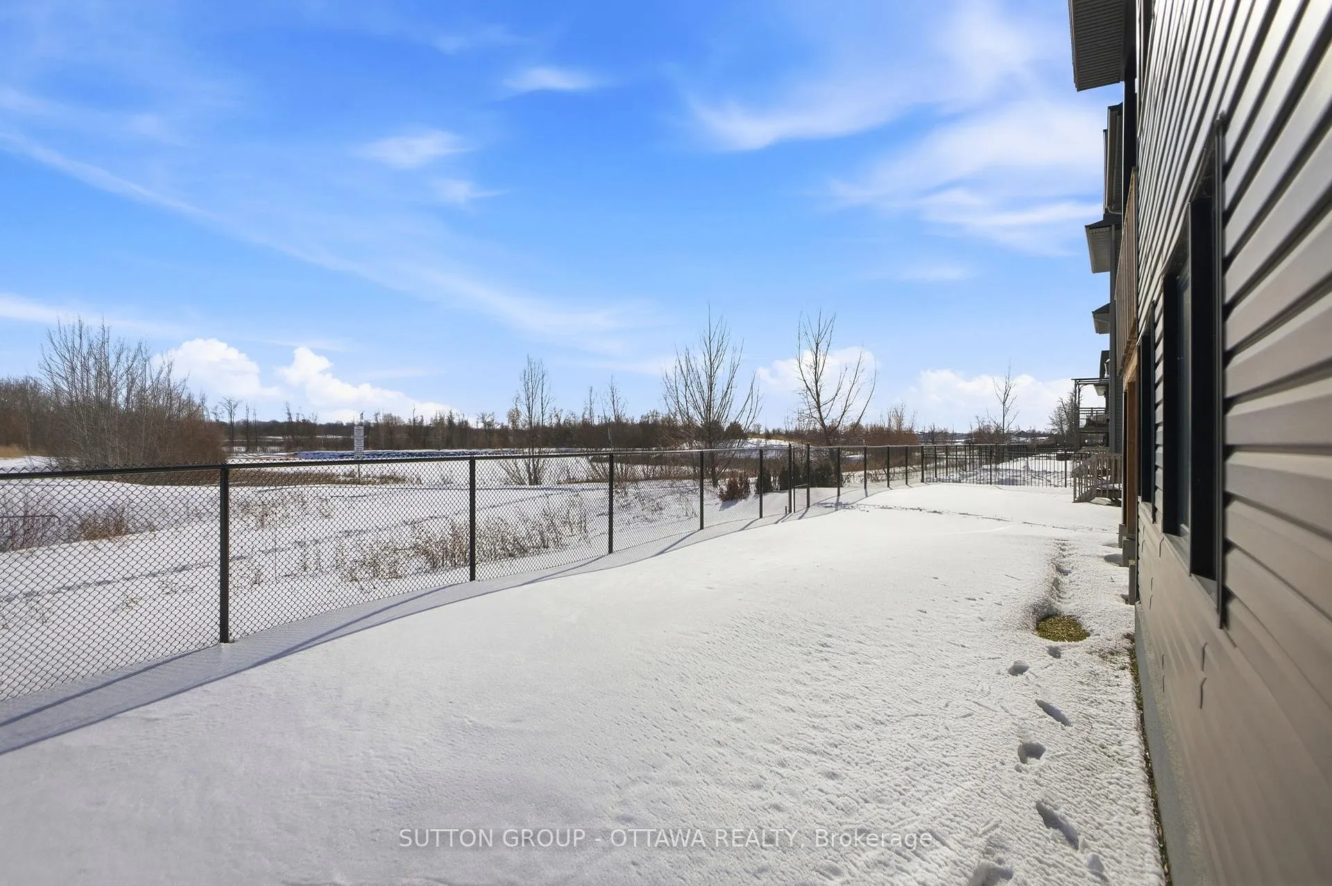 Photo 43 of 395 Longworth Avenue, Ottawa, Leitrim — HOMEH
