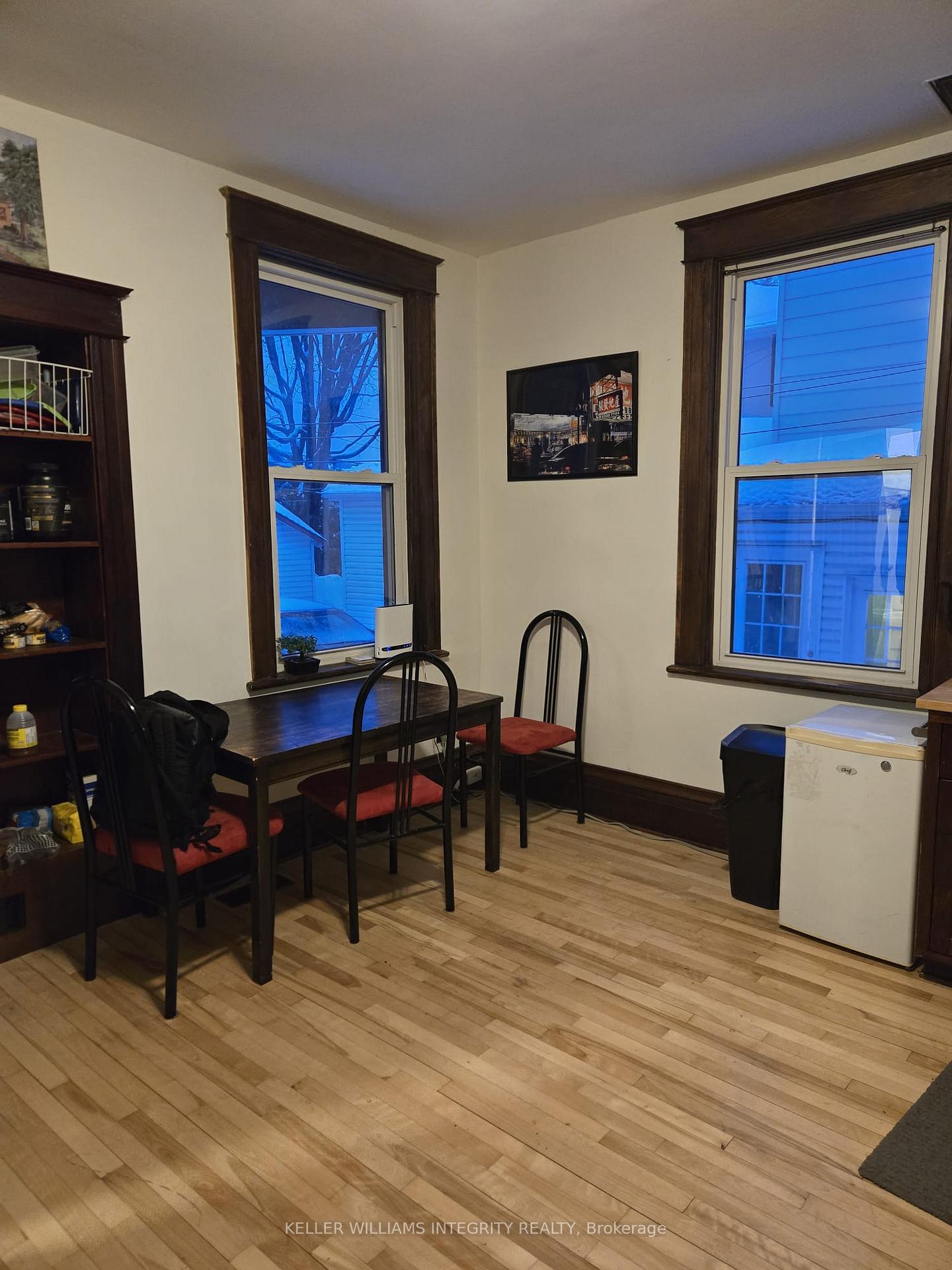 Photo 3 of 210 Blackburn Avenue, Ottawa, Sandy Hill — HOMEH