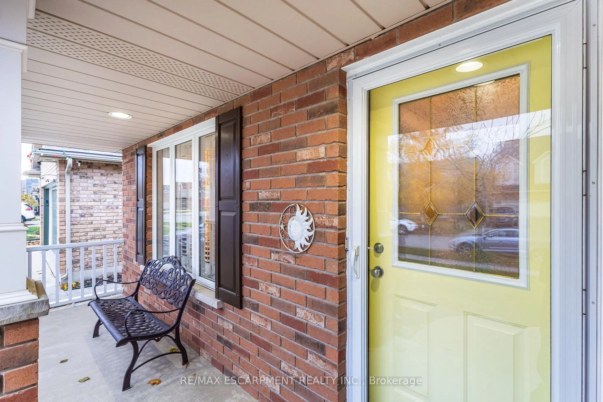 Photo 2 of 5 Briarwood Drive, St. Catharines, Rykert/Vansickle — HOMEH