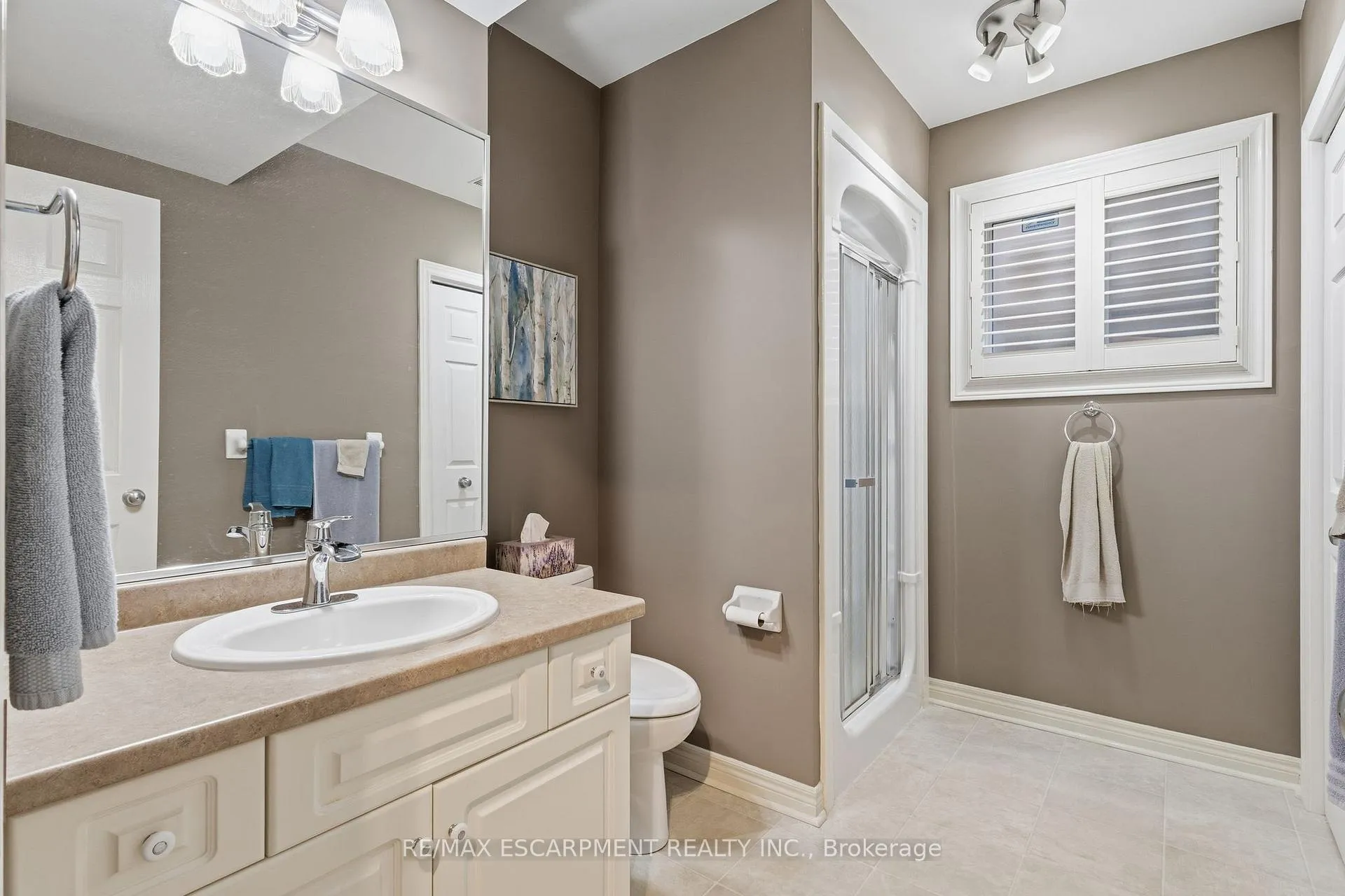 Photo 25 of 5 Briarwood Drive, St. Catharines, Rykert/Vansickle — HOMEH