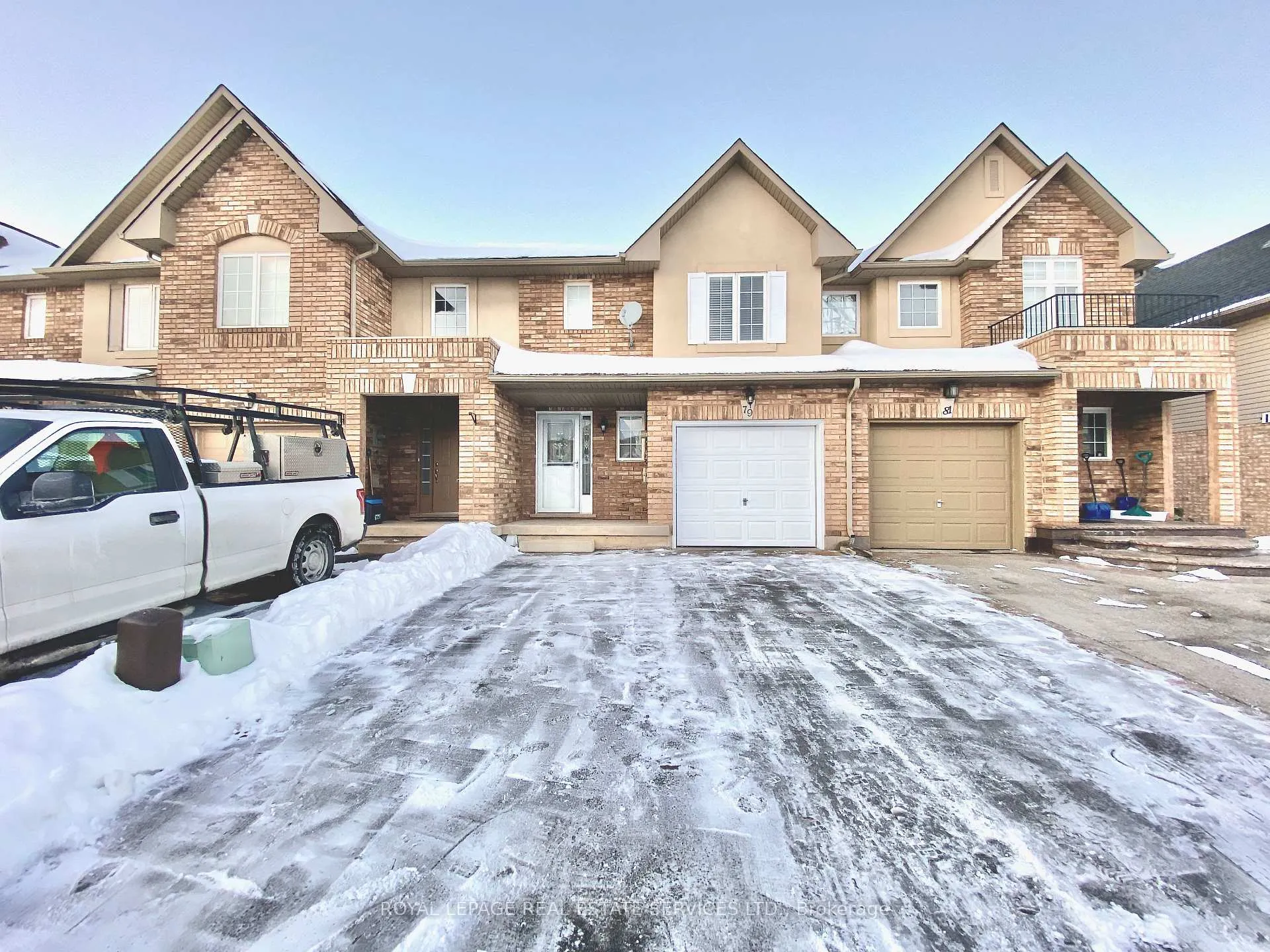Photo 2 of 79 Meadow Wood Crescent, Hamilton, Stoney Creek Mountain — HOMEH