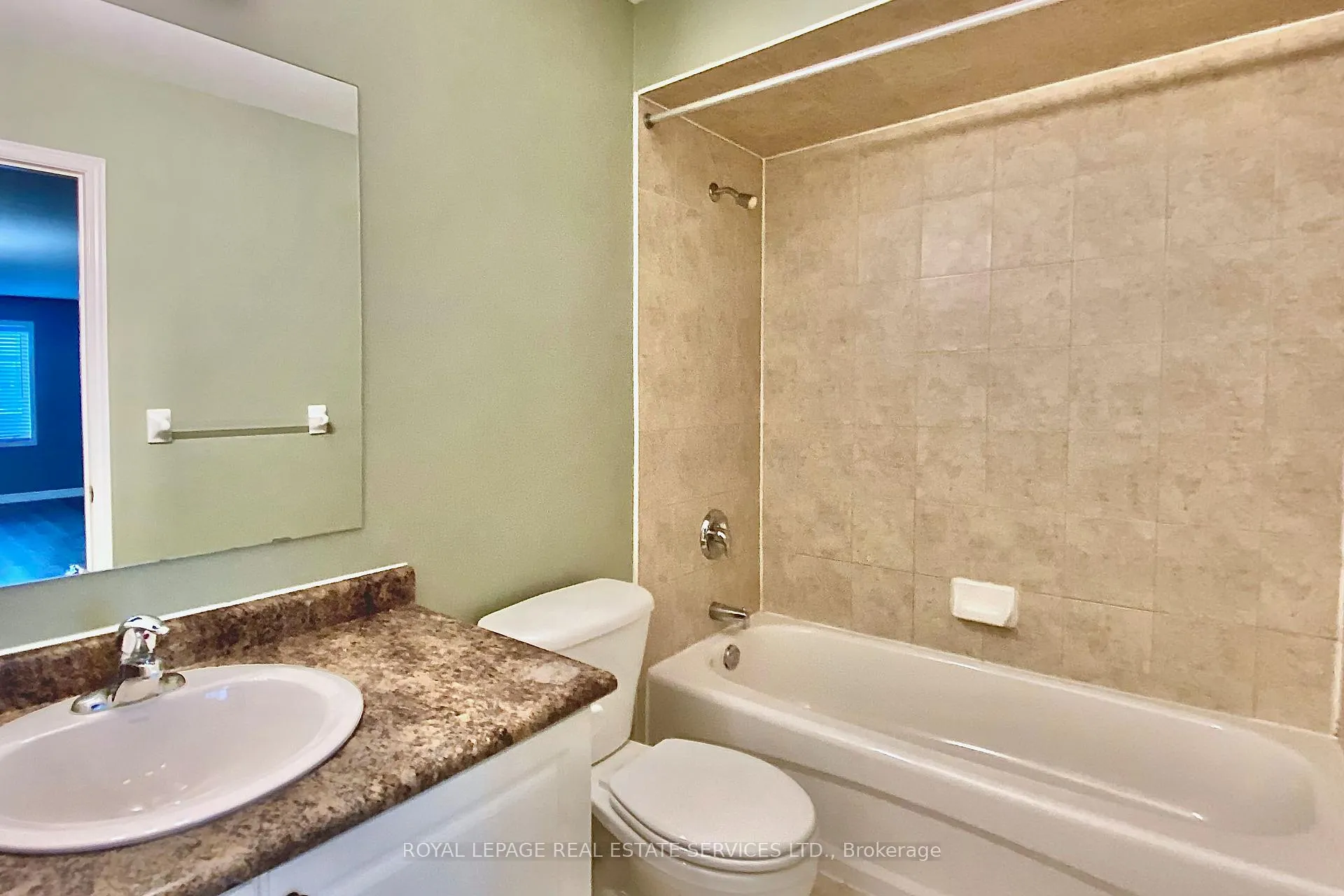 Photo 22 of 79 Meadow Wood Crescent, Hamilton, Stoney Creek Mountain — HOMEH