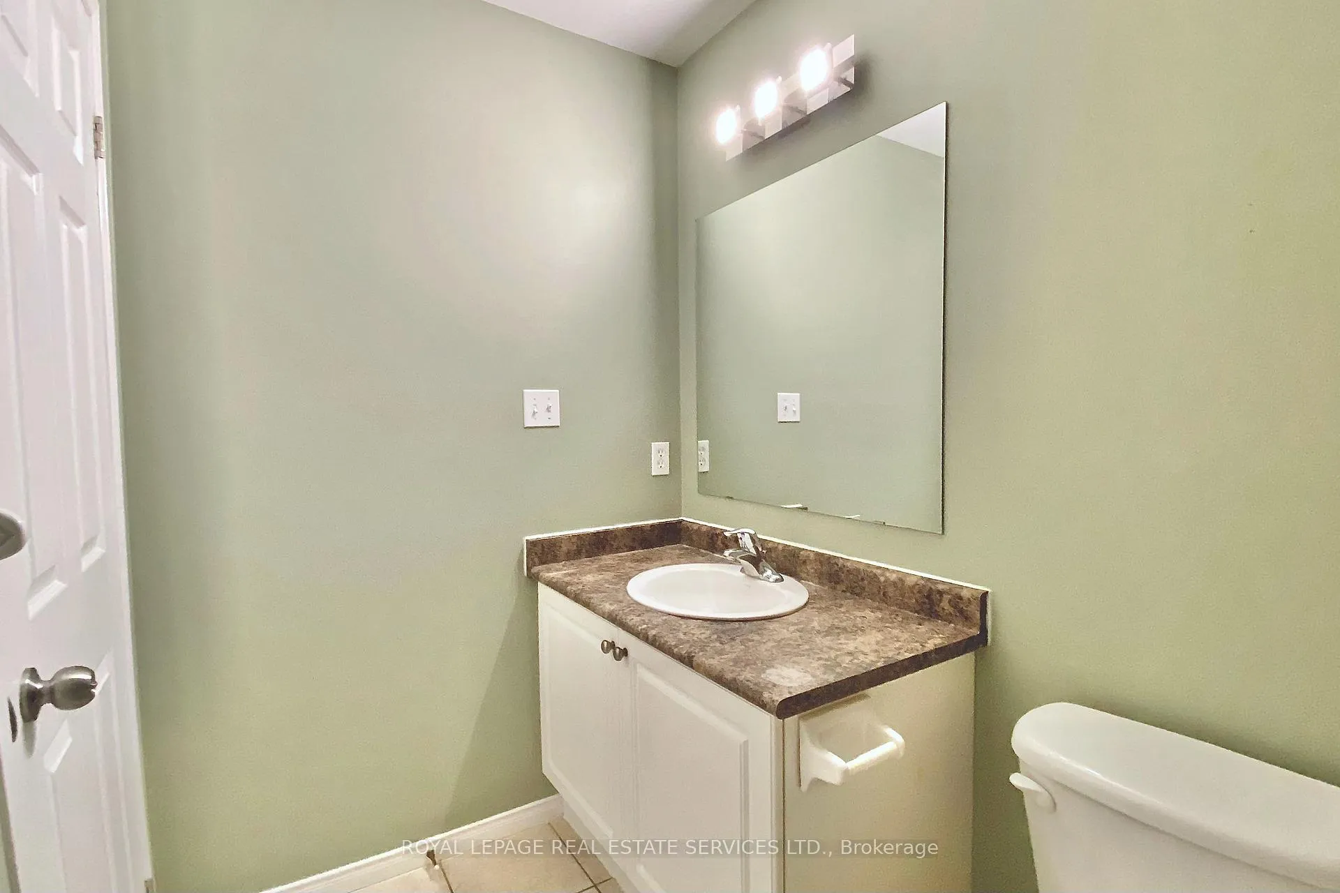 Photo 23 of 79 Meadow Wood Crescent, Hamilton, Stoney Creek Mountain — HOMEH