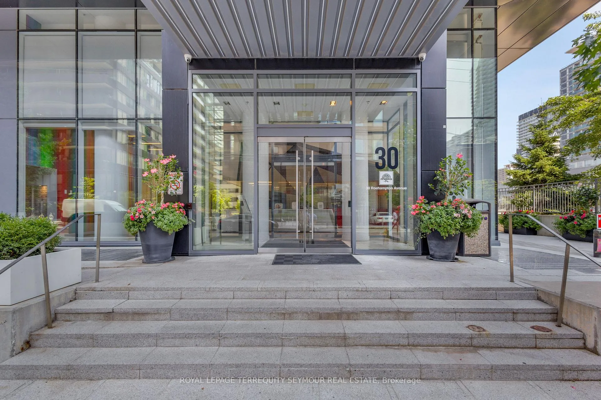 Photo 33 of Unit 1210, 30 Roehampton Avenue, Toronto, Mount Pleasant West — HOMEH