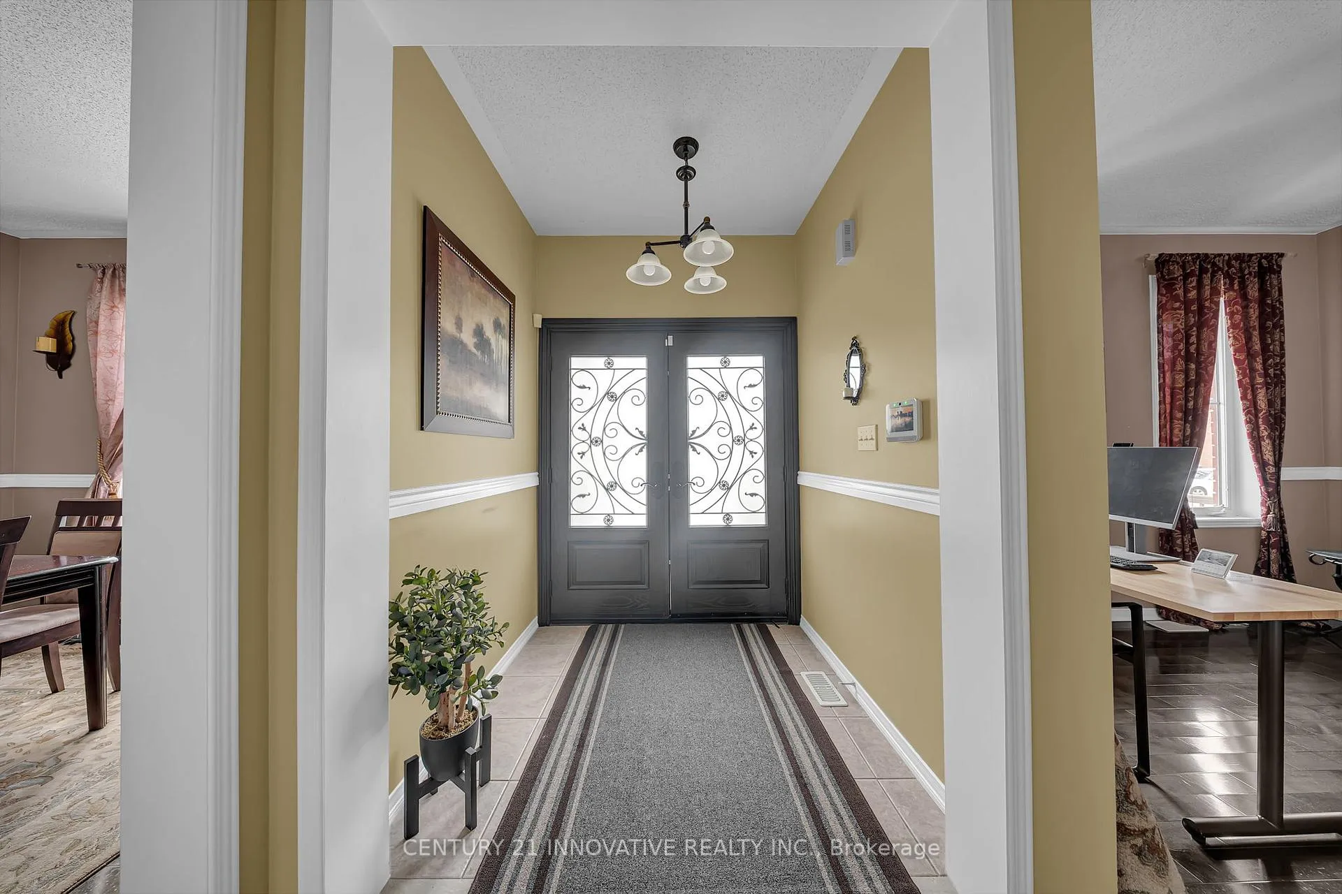 Photo 3 of 25 Seward Crescent, Ajax, Northeast Ajax — HOMEH