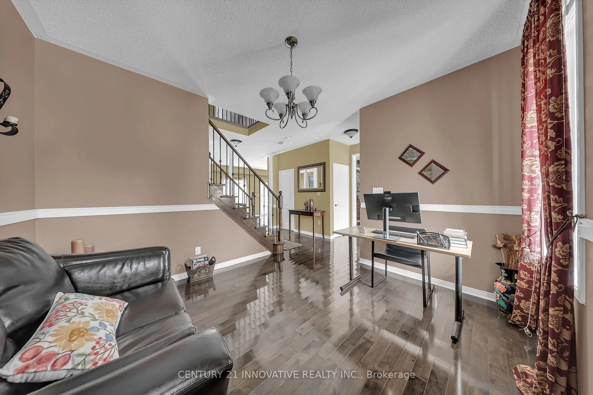 Photo 6 of 25 Seward Crescent, Ajax, Northeast Ajax — HOMEH