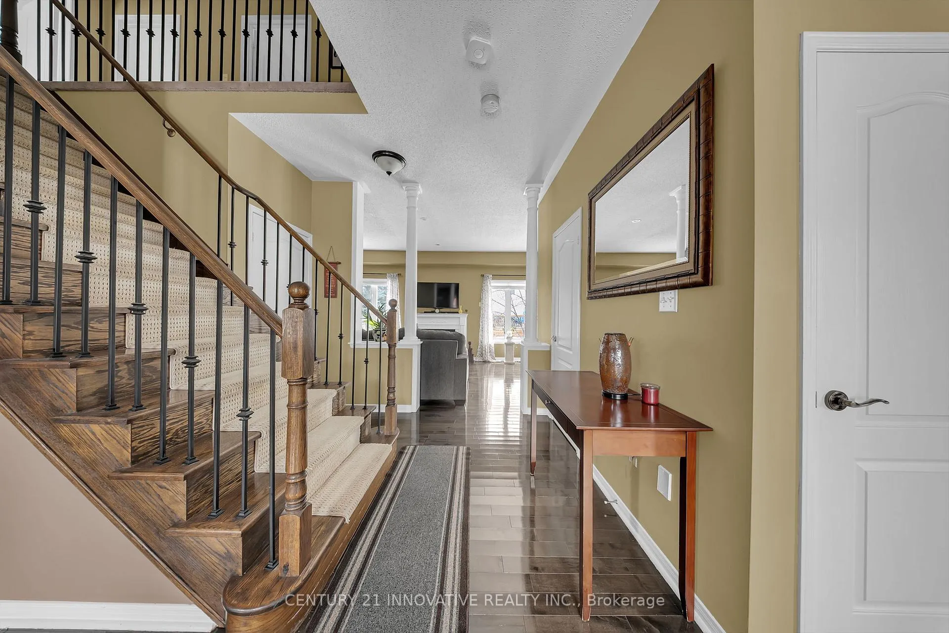 Photo 7 of 25 Seward Crescent, Ajax, Northeast Ajax — HOMEH