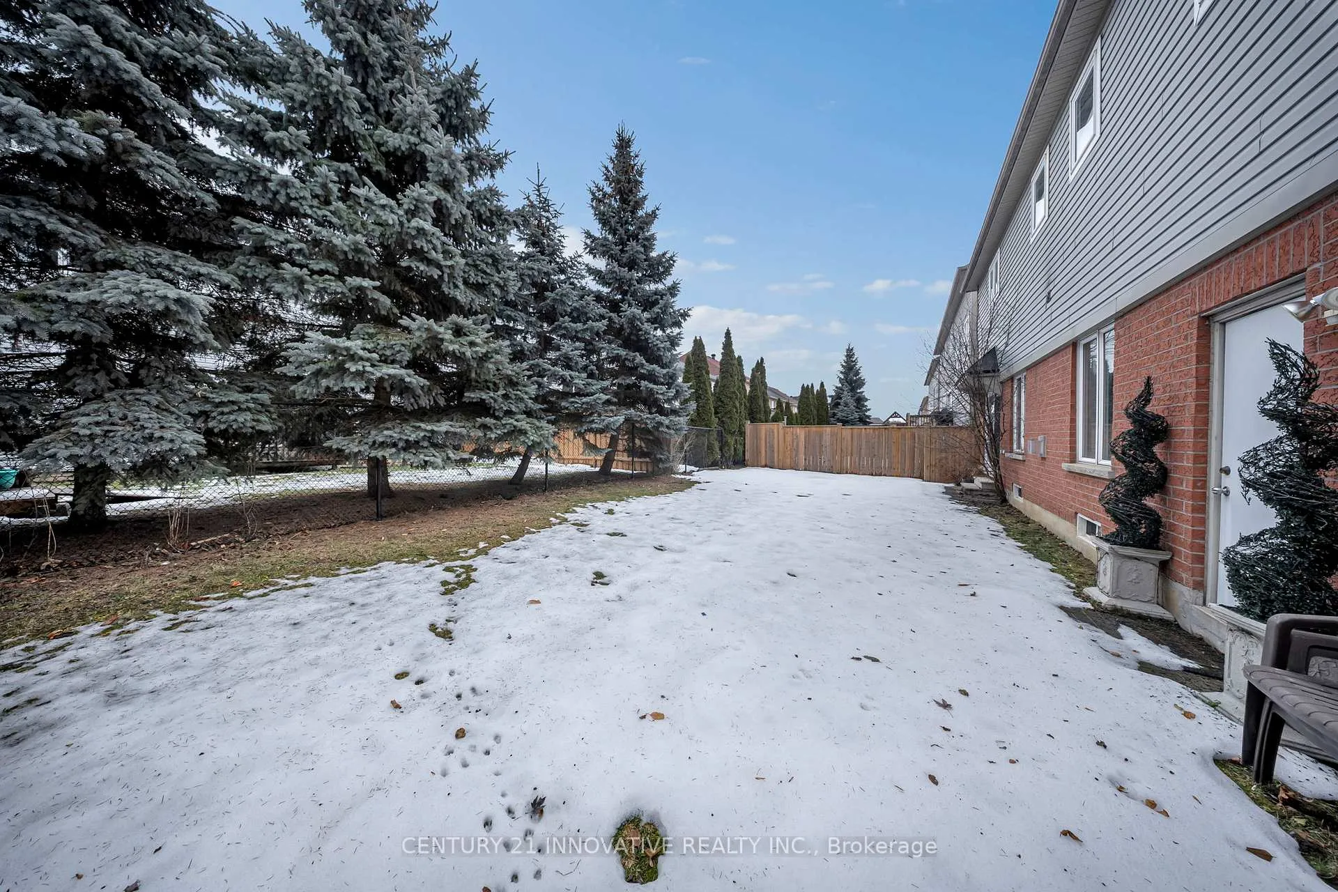 Photo 35 of 25 Seward Crescent, Ajax, Northeast Ajax — HOMEH