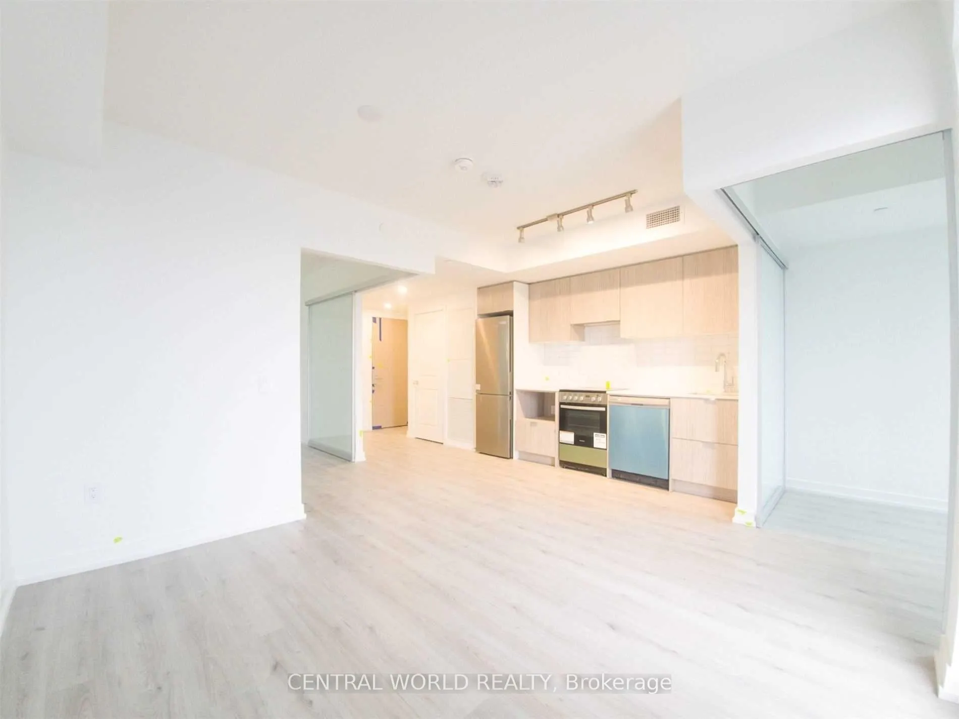 Photo 4 of Unit 4005, 395 Bloor Street E, Toronto, North St. James Town — HOMEH