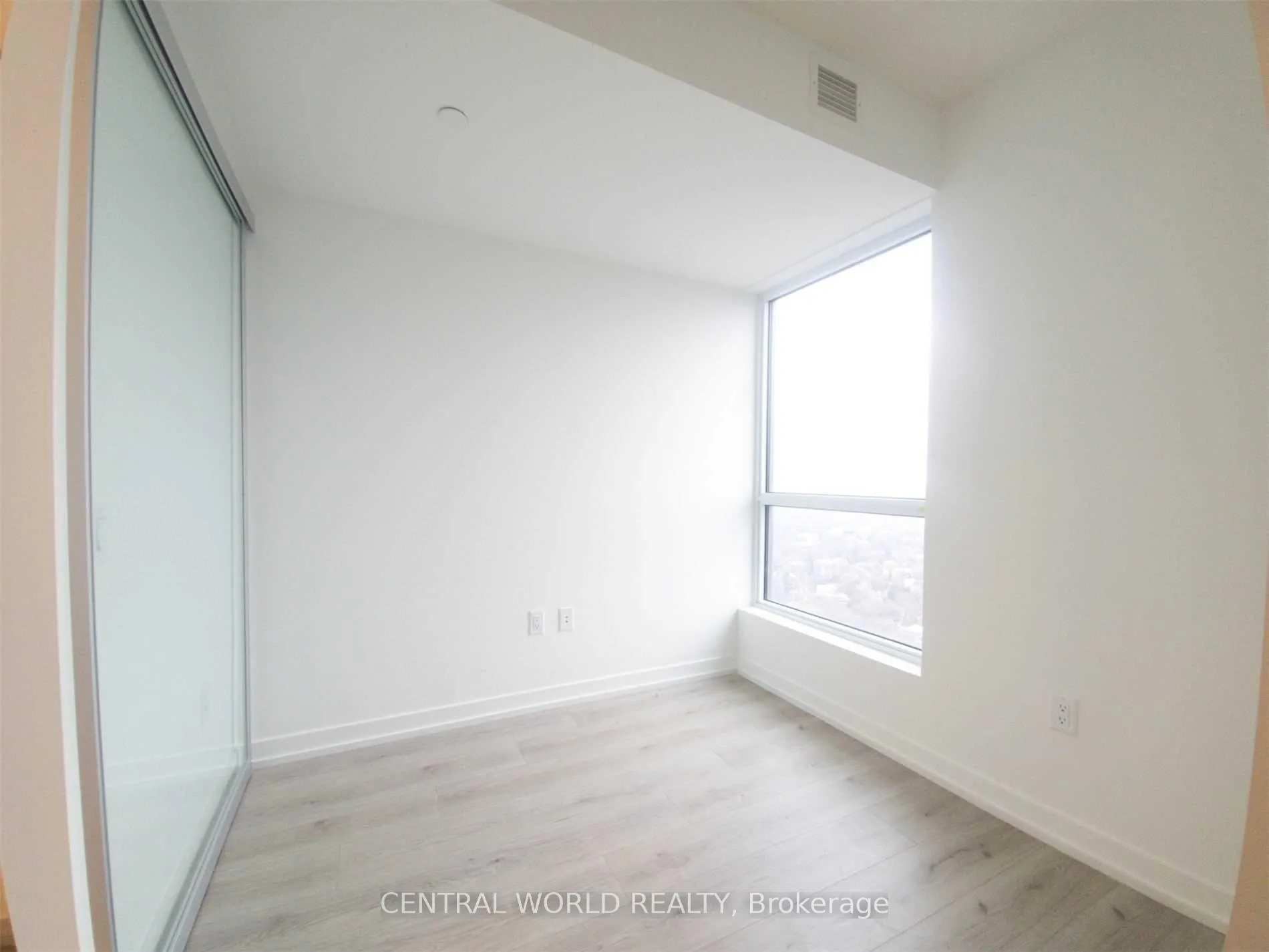 Photo 11 of Unit 4005, 395 Bloor Street E, Toronto, North St. James Town — HOMEH