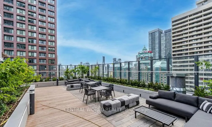 Photo 17 of Unit 4005, 395 Bloor Street E, Toronto, North St. James Town — HOMEH
